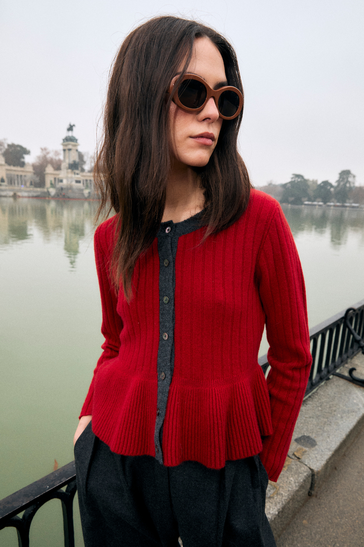 CHAQUETA LEILA PUNTO ROJO