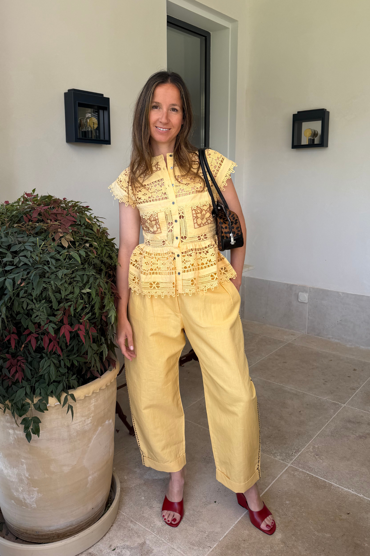 TOTAL LOOK SEA EMBROIDERY BUTTER