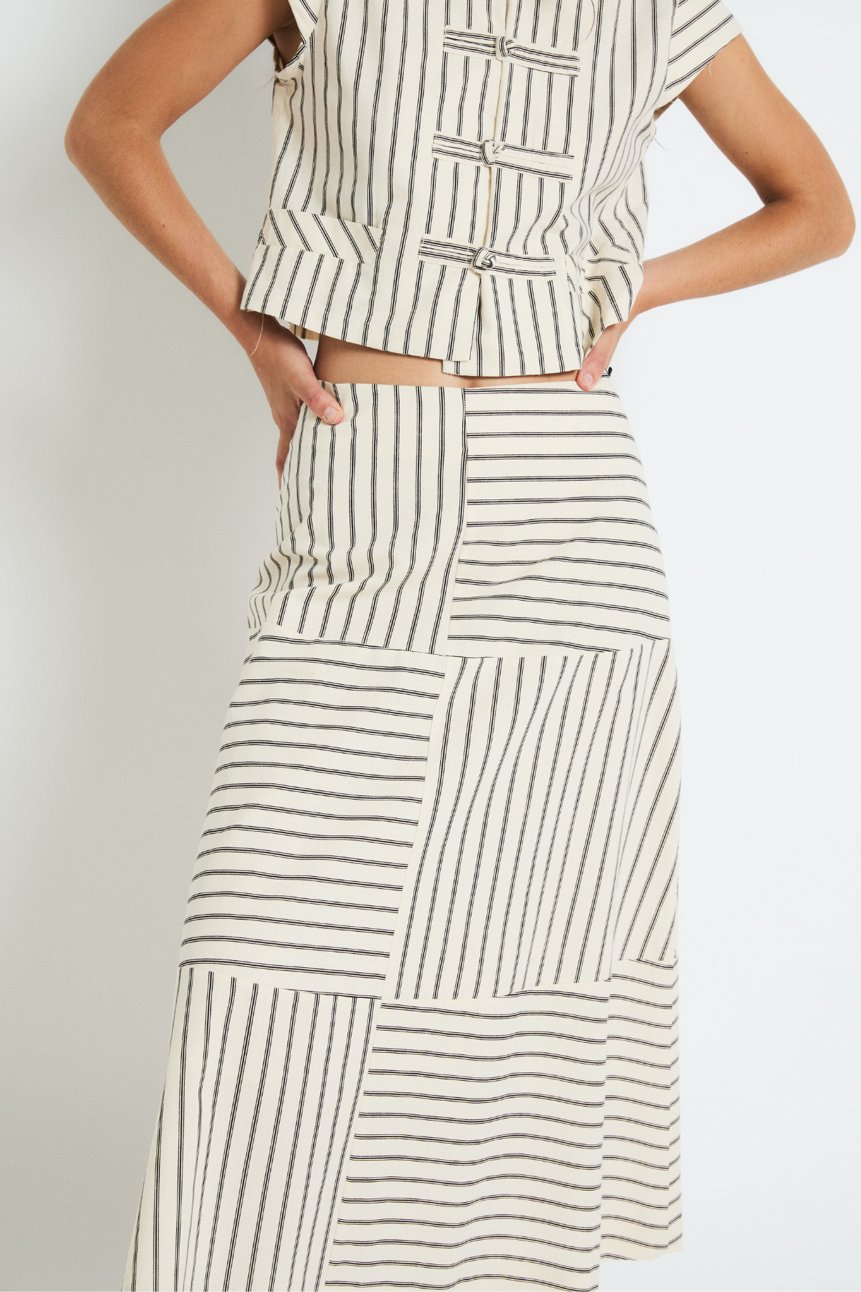 FALDA DAMERO RAYA NEGRO