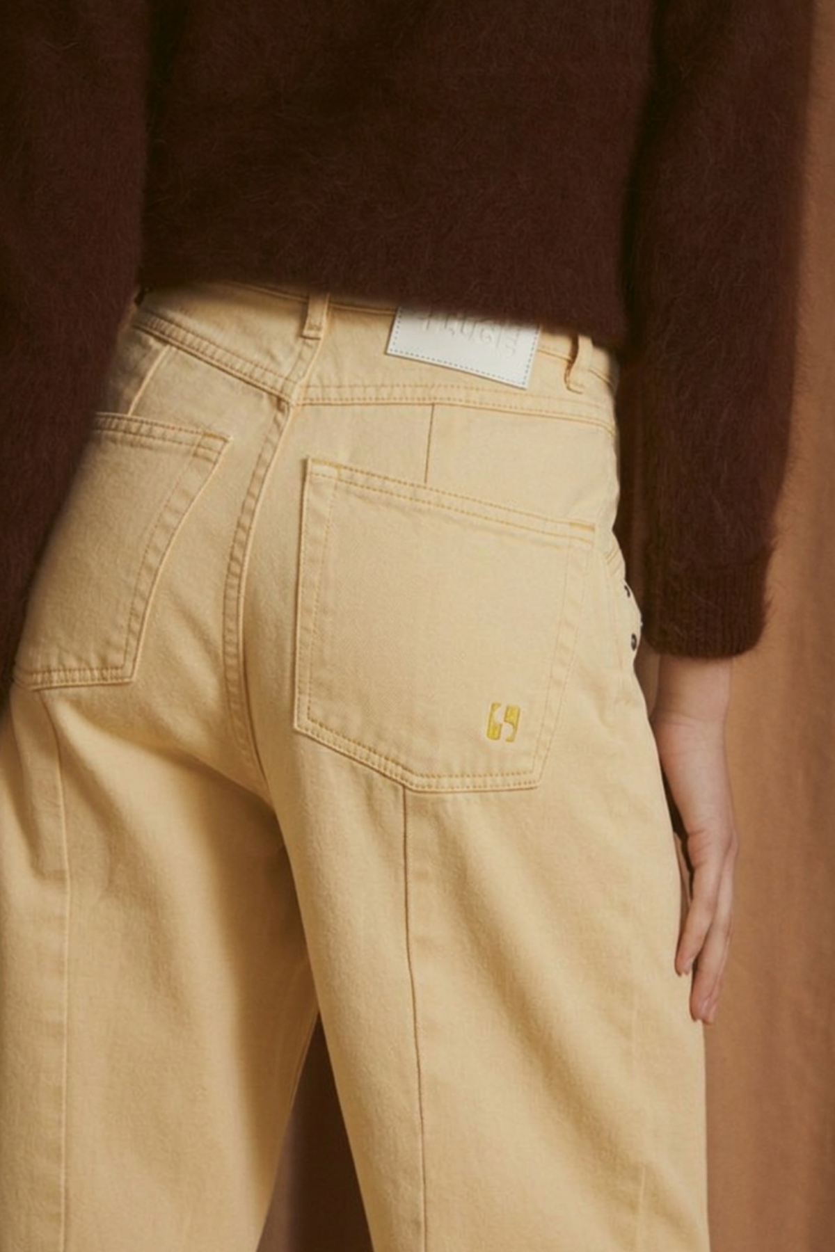 JEANS CORSE TACHAS MANTEQUILLA