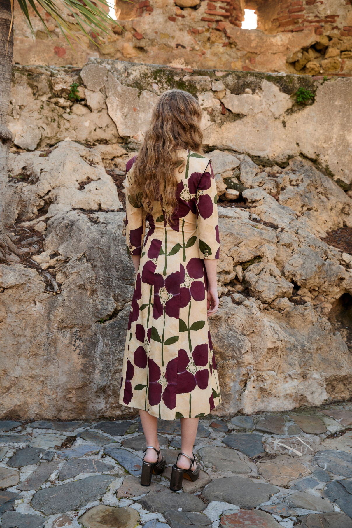 VESTIDO AMANDA LIRIO BURGUNDY