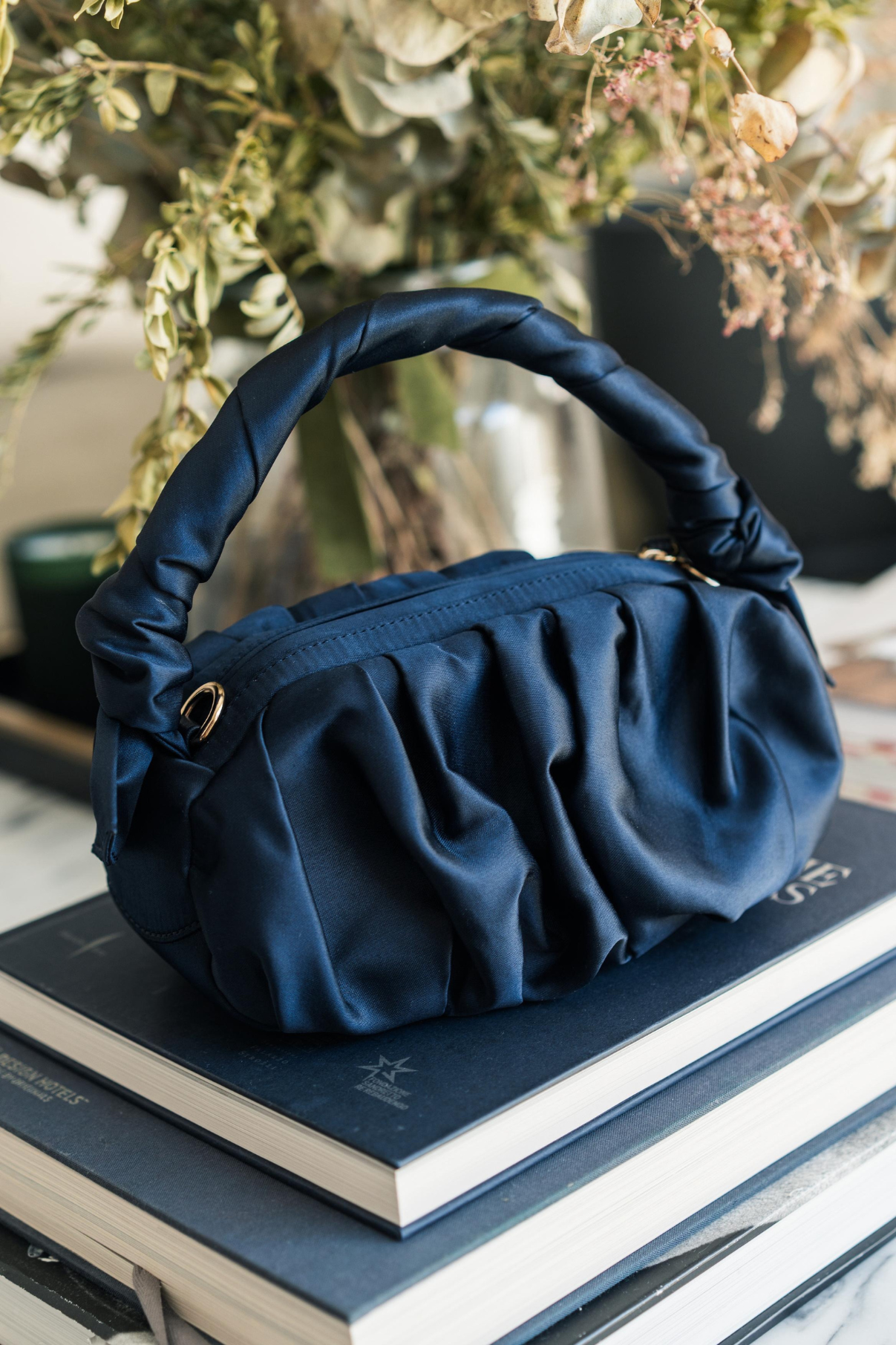 SAC EN SATIN MARINE MOI&SASS