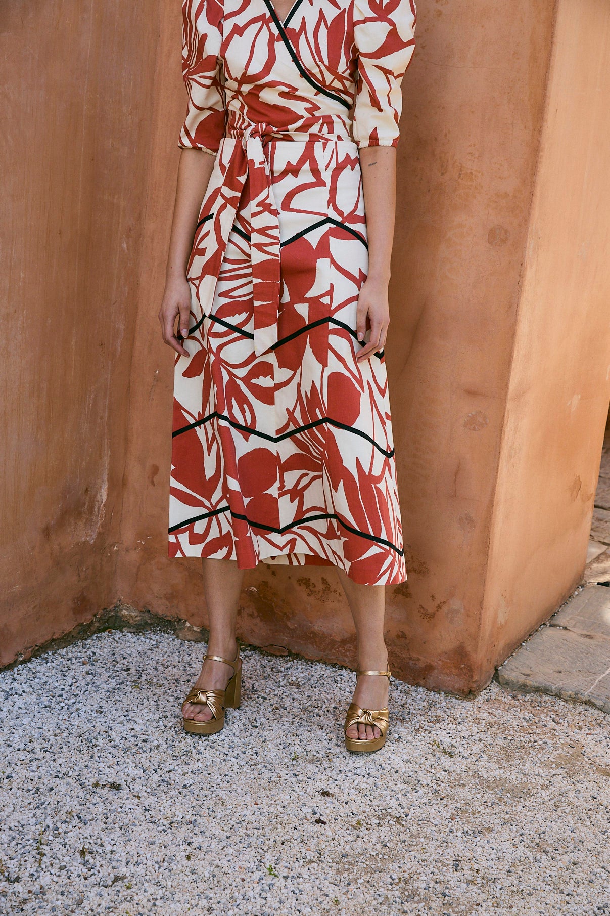 TOTAL LOOK CORINA TROPICAL TEJA