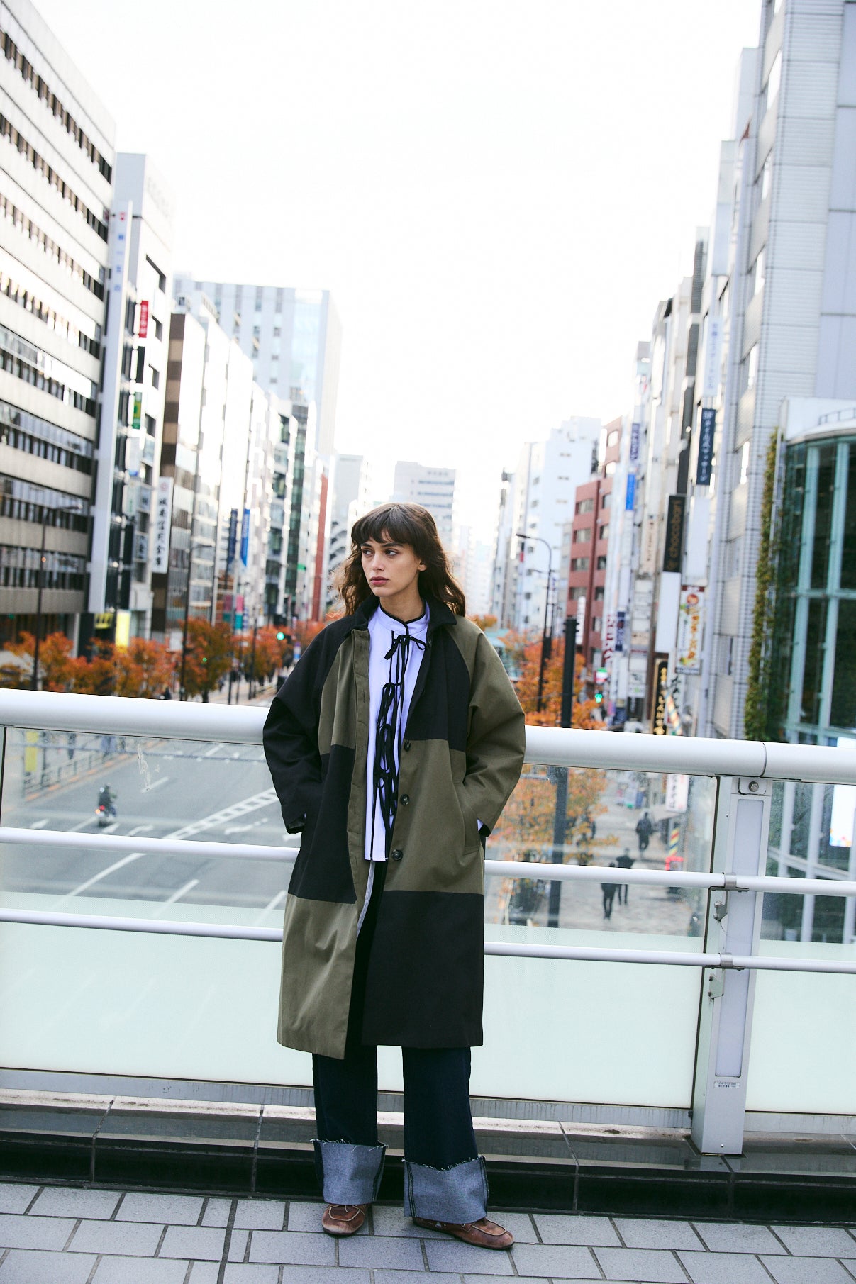 DAMERO KHAKI TRENCH COAT