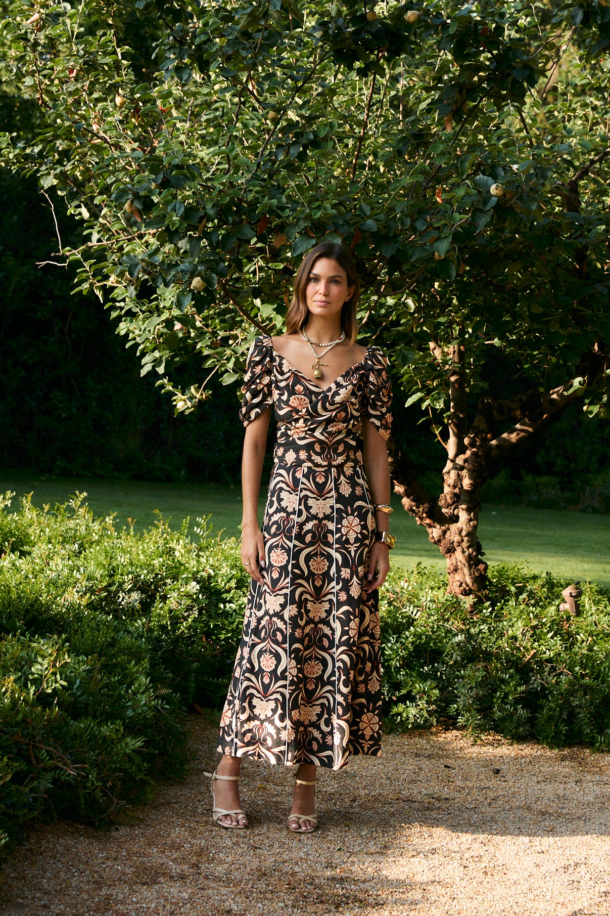 TOTAL LOOK OLIVIA INDIANA NEGRO