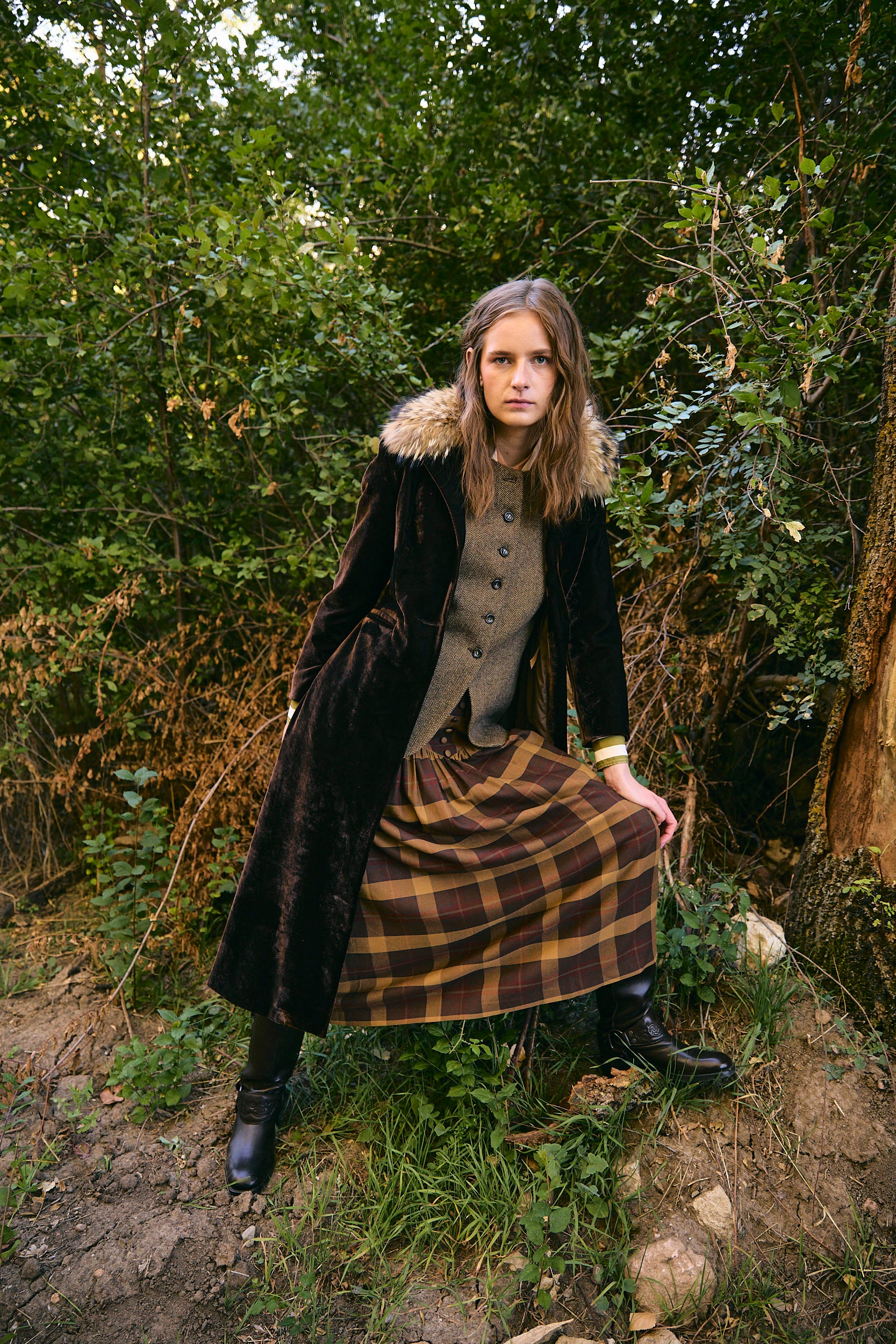 COSIMA BROWN VELVET COAT