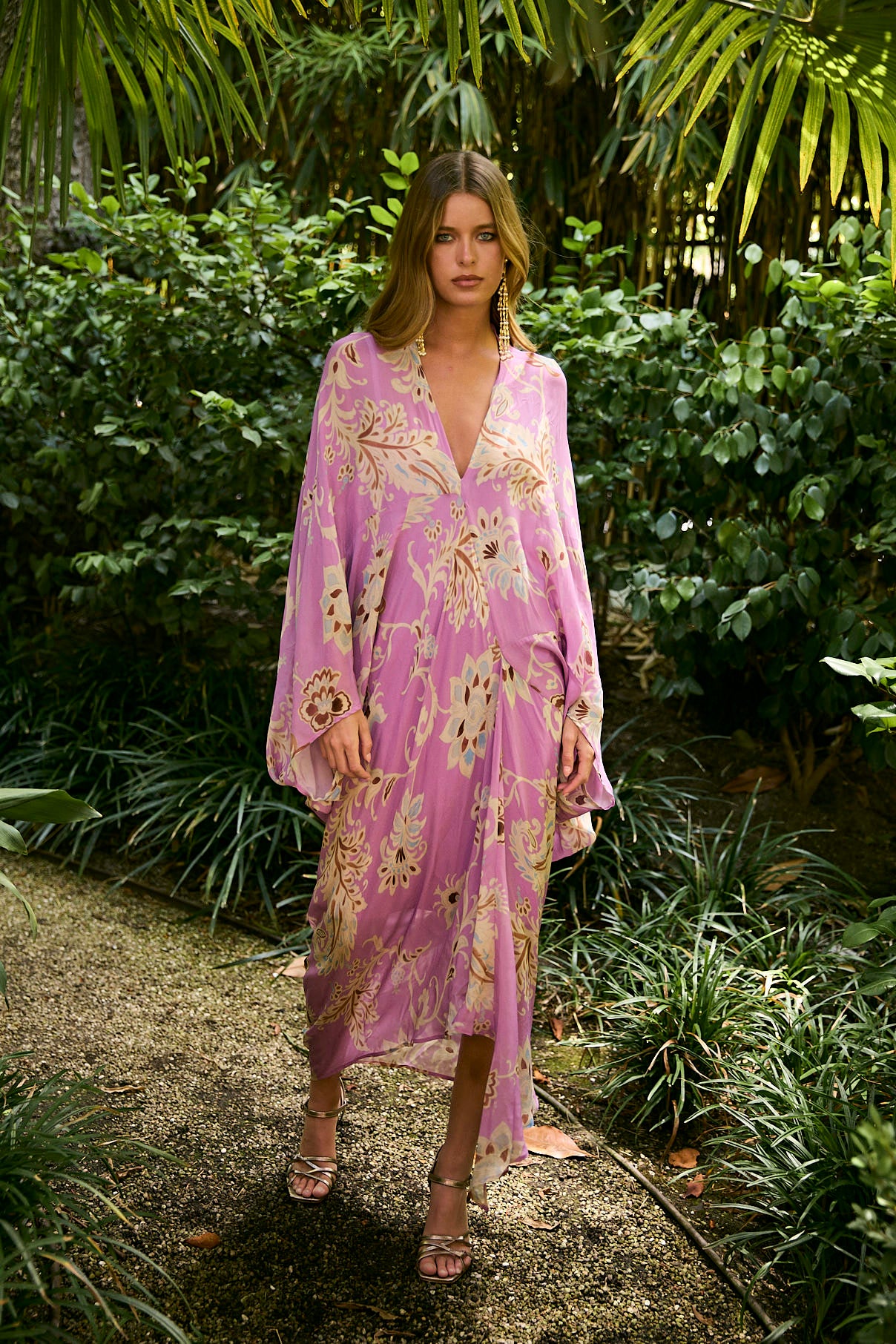 VESTIDO VERO VENECIA PEONIA