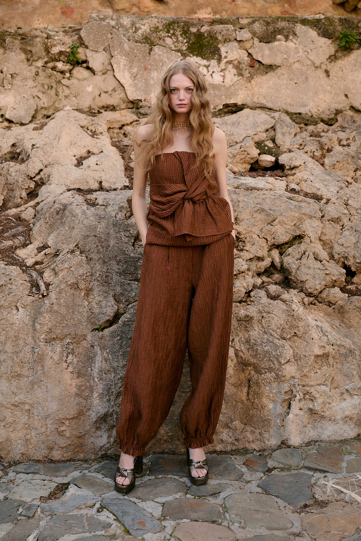 TOTAL LOOK LINDA ARRUGUILLA TEJA