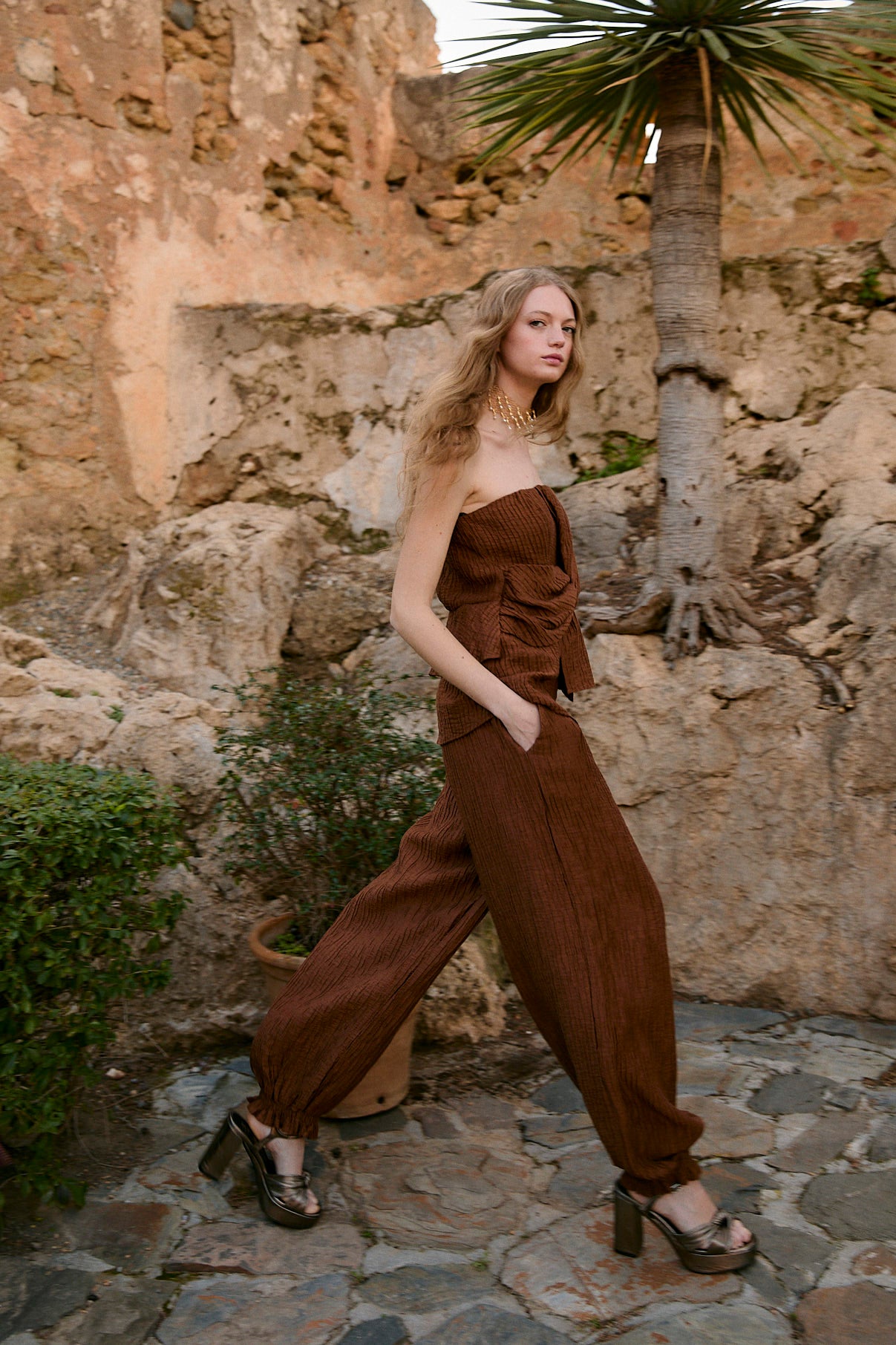 LINDA ARRUGUILLA TILE TROUSERS