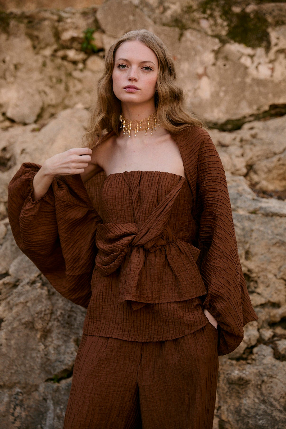 TOP LINDA ARRUGUILLA TEJA