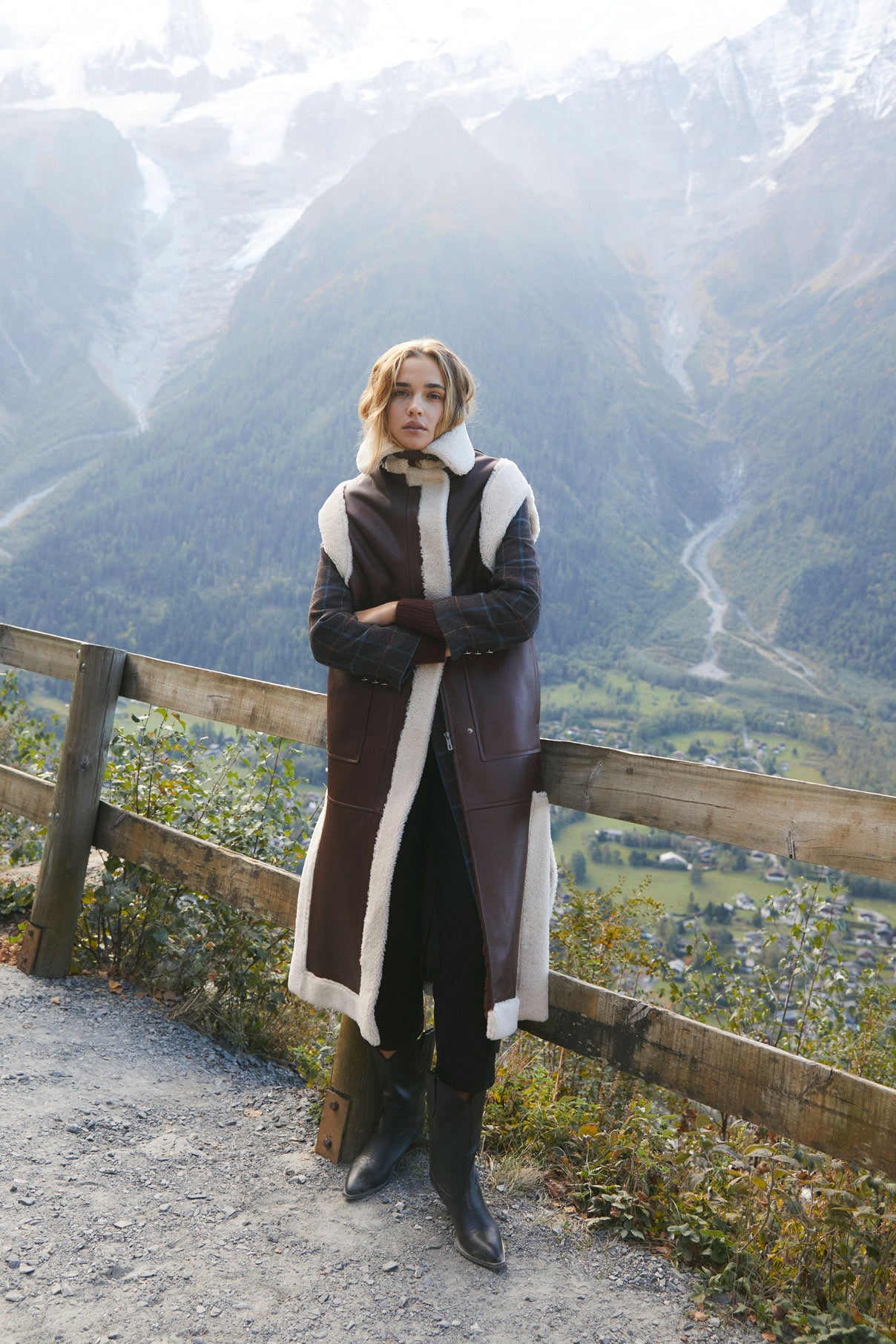 COPOLA LONG BROWN LEATHER WAISTCOAT