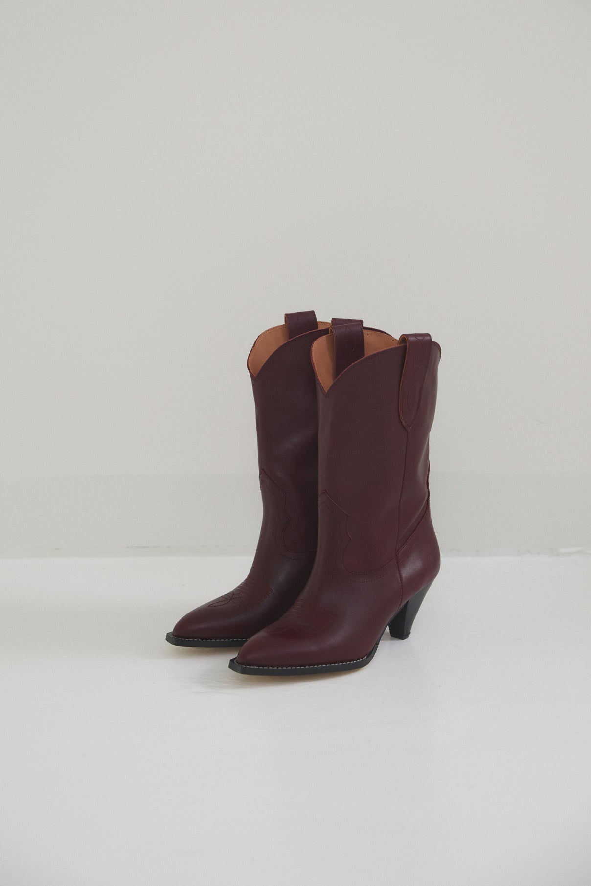 COWBOY BURGUNDY BOOTS