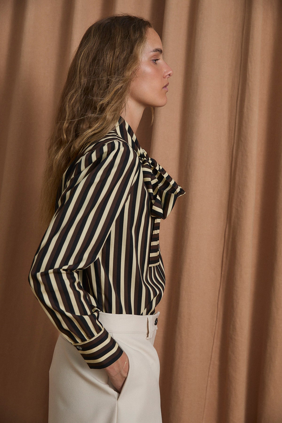 BLUSA LAZO TRIO MARRON