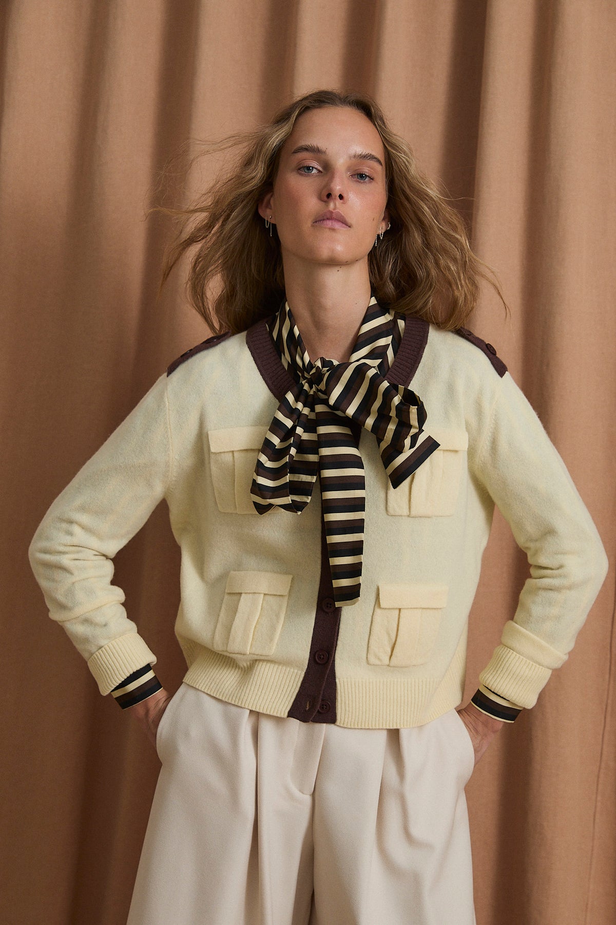 CHAQUETA MILITAR PUNTO MANTEQUILLA