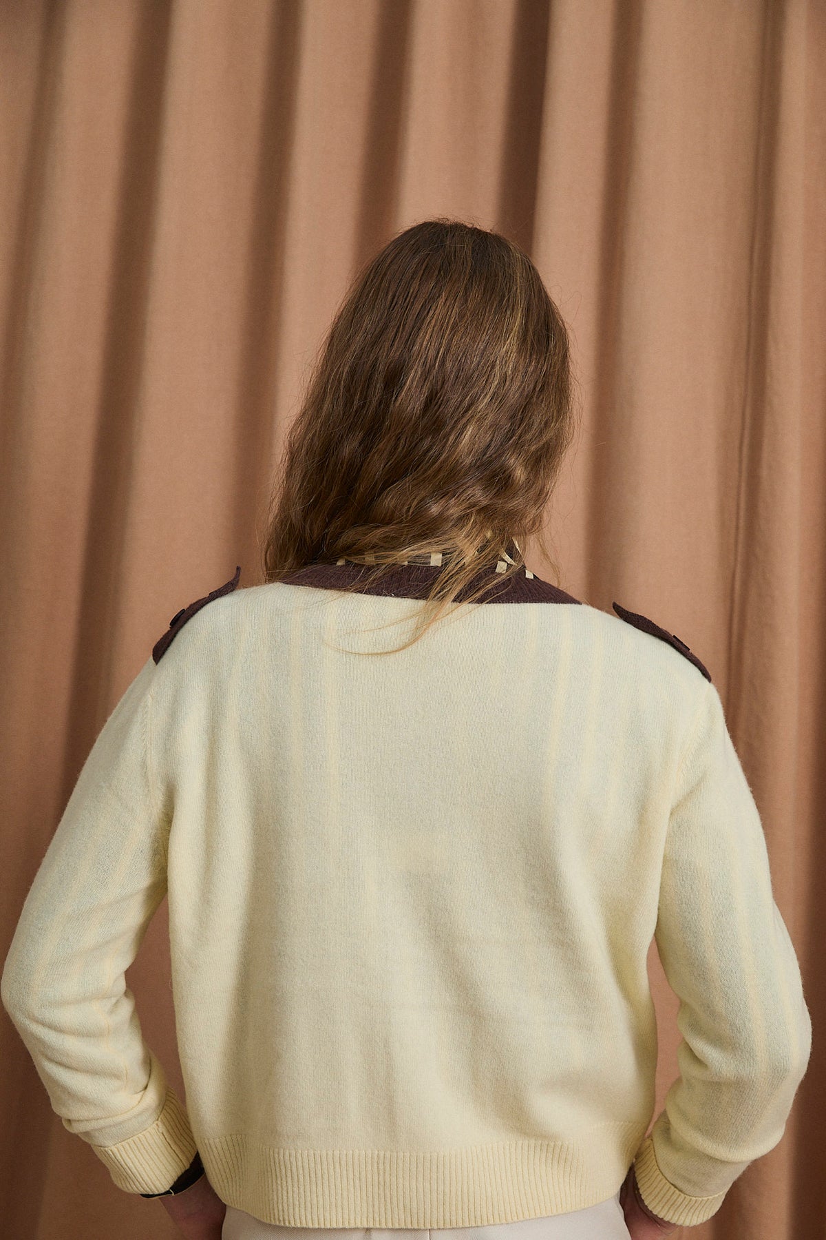 CHAQUETA MILITAR PUNTO MANTEQUILLA