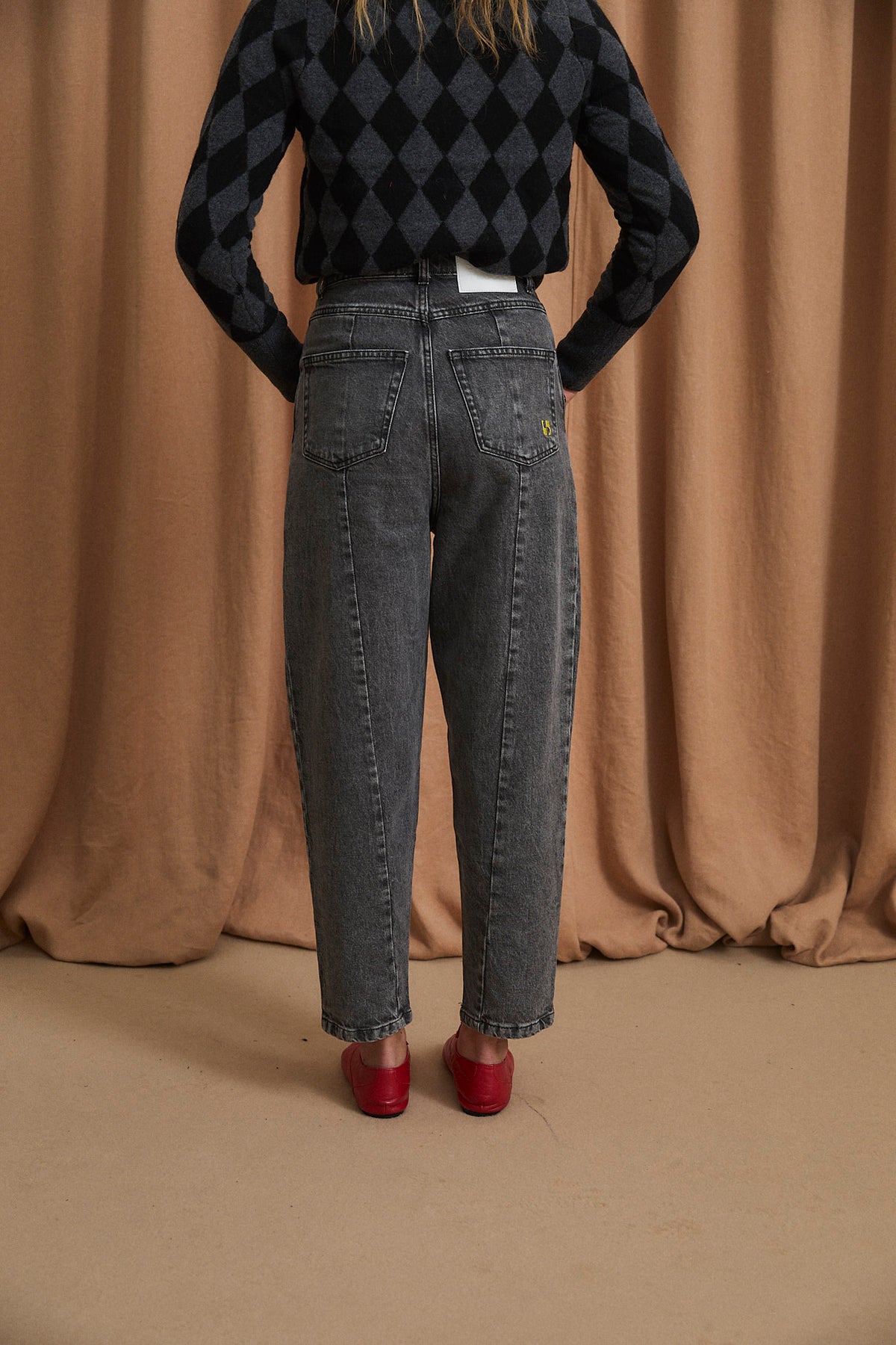 JEANS LUCCI STUD BLEACH GREY
