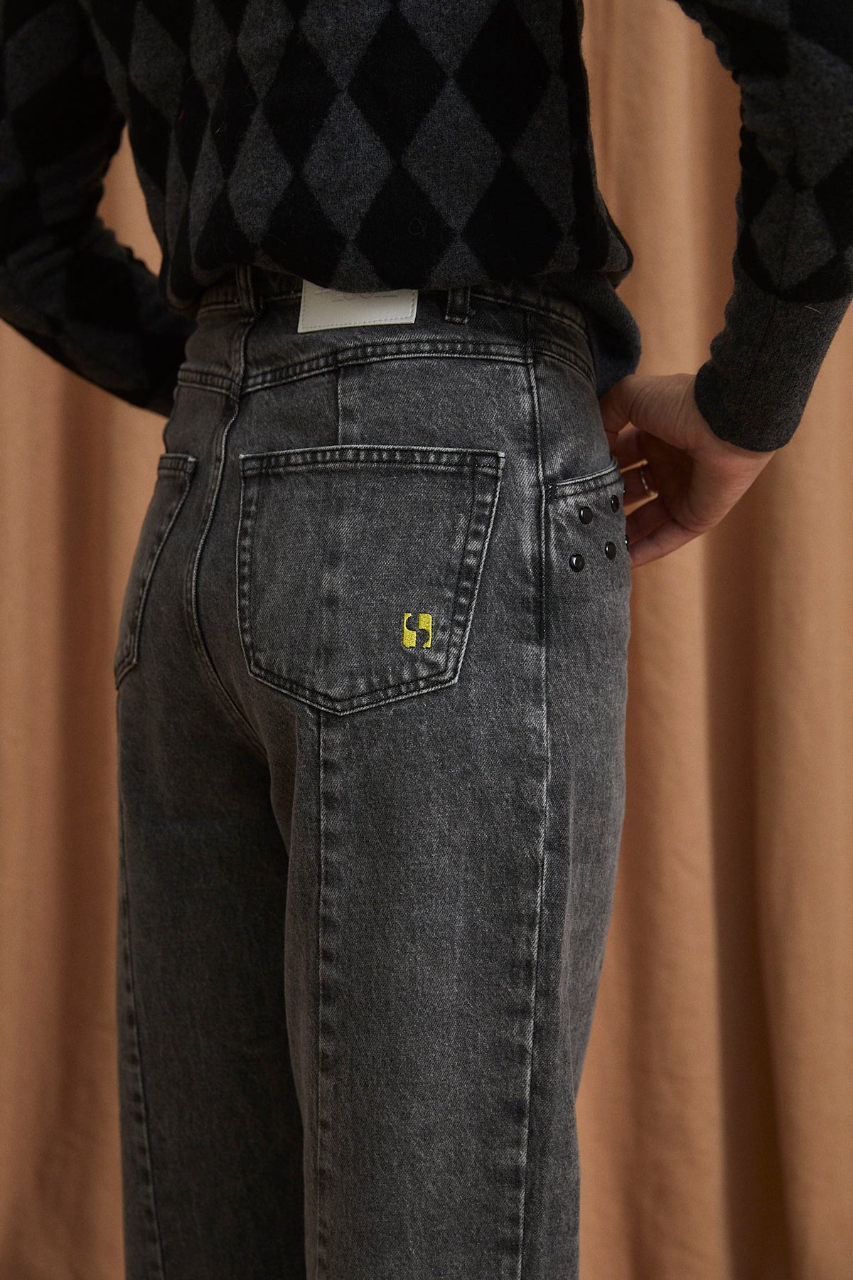 JEANS LUCCI STUD BLEACH GREY