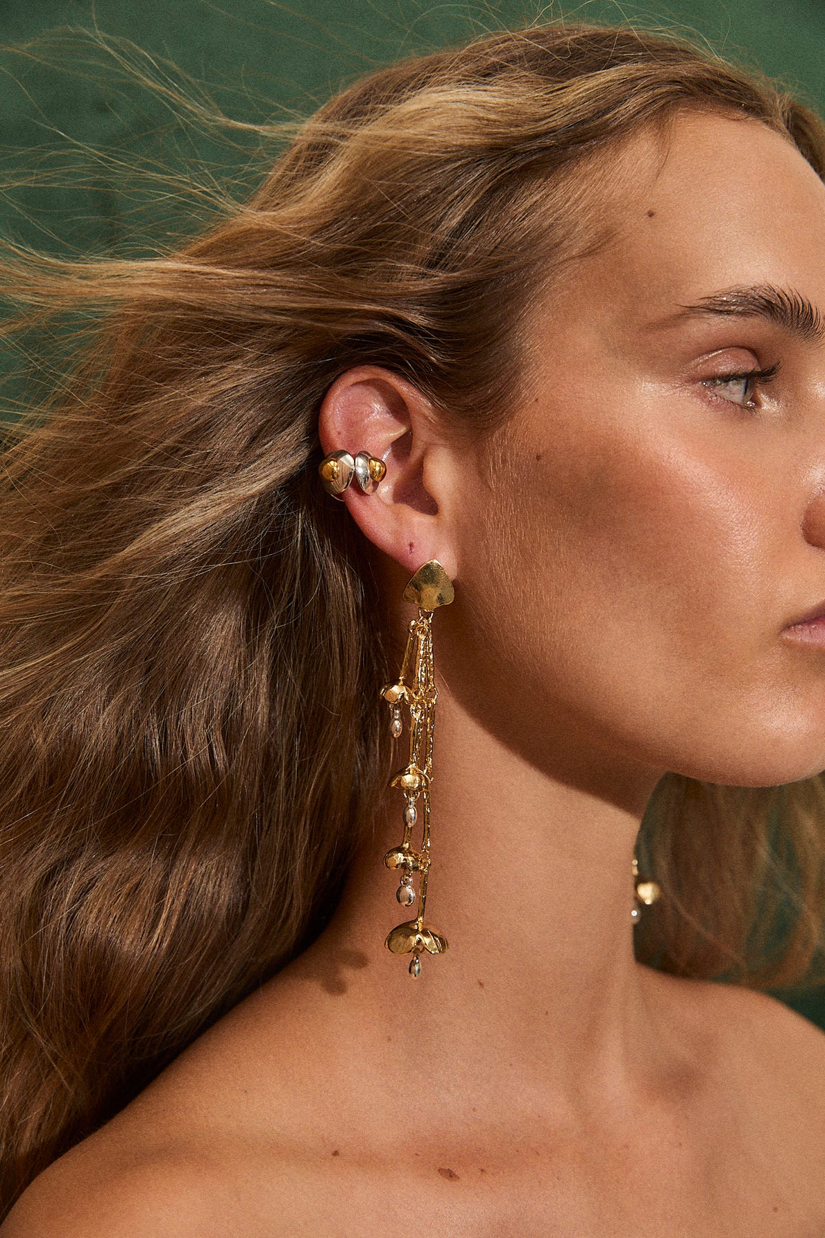 EARCUFF VENUS METAL PLATA