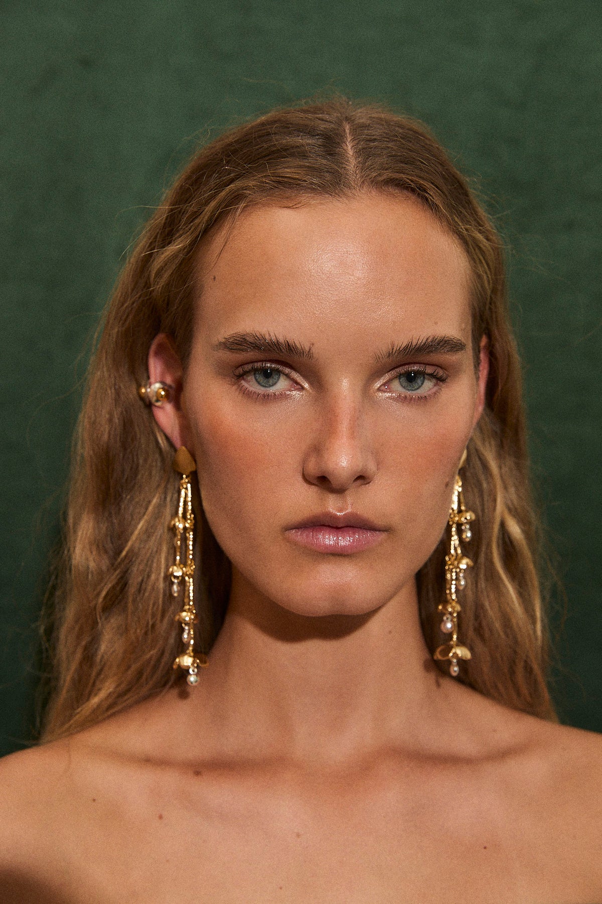 EARCUFF VENUS METAL PLATA