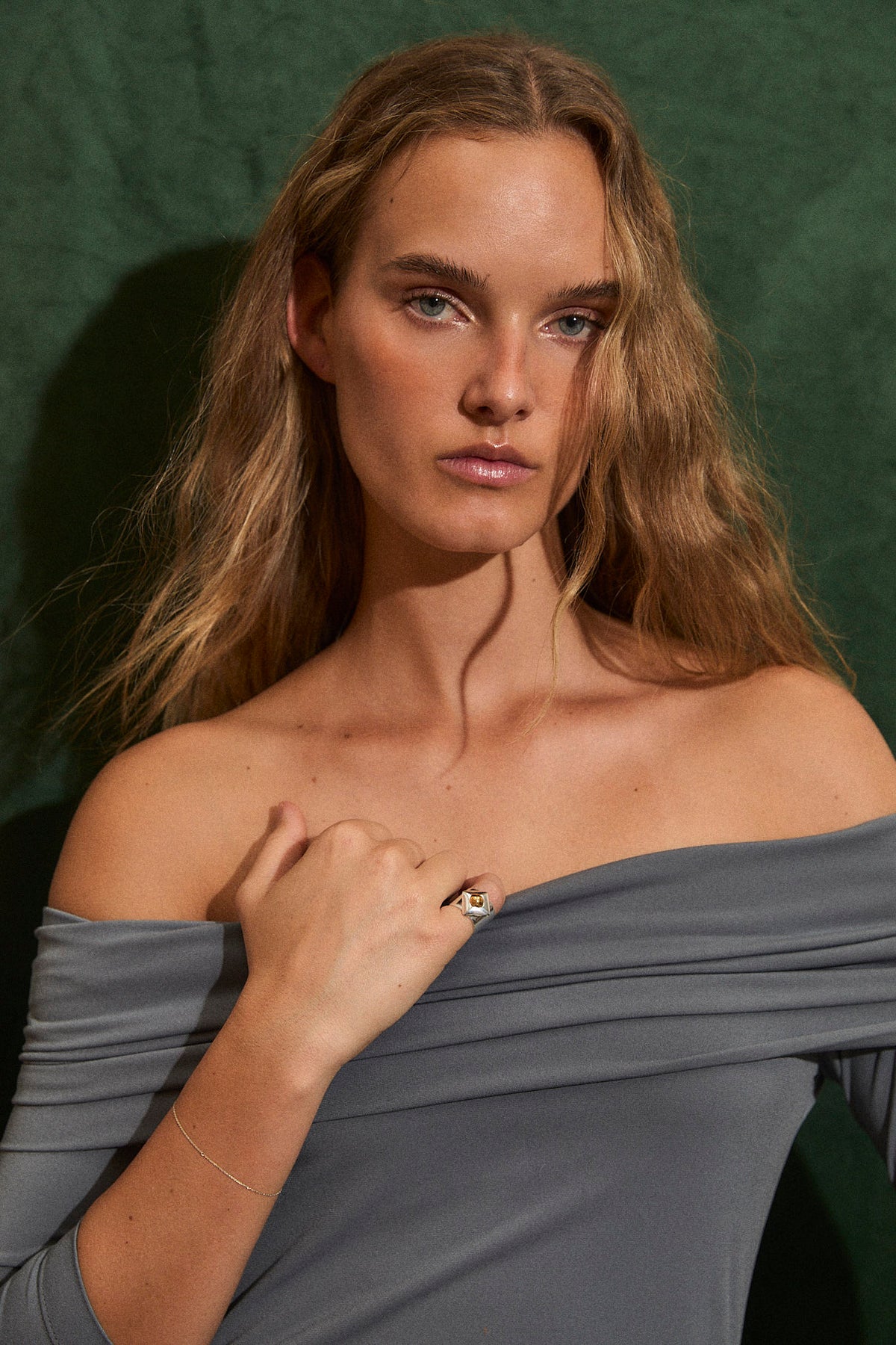 ANILLO DIANA METAL PLATA