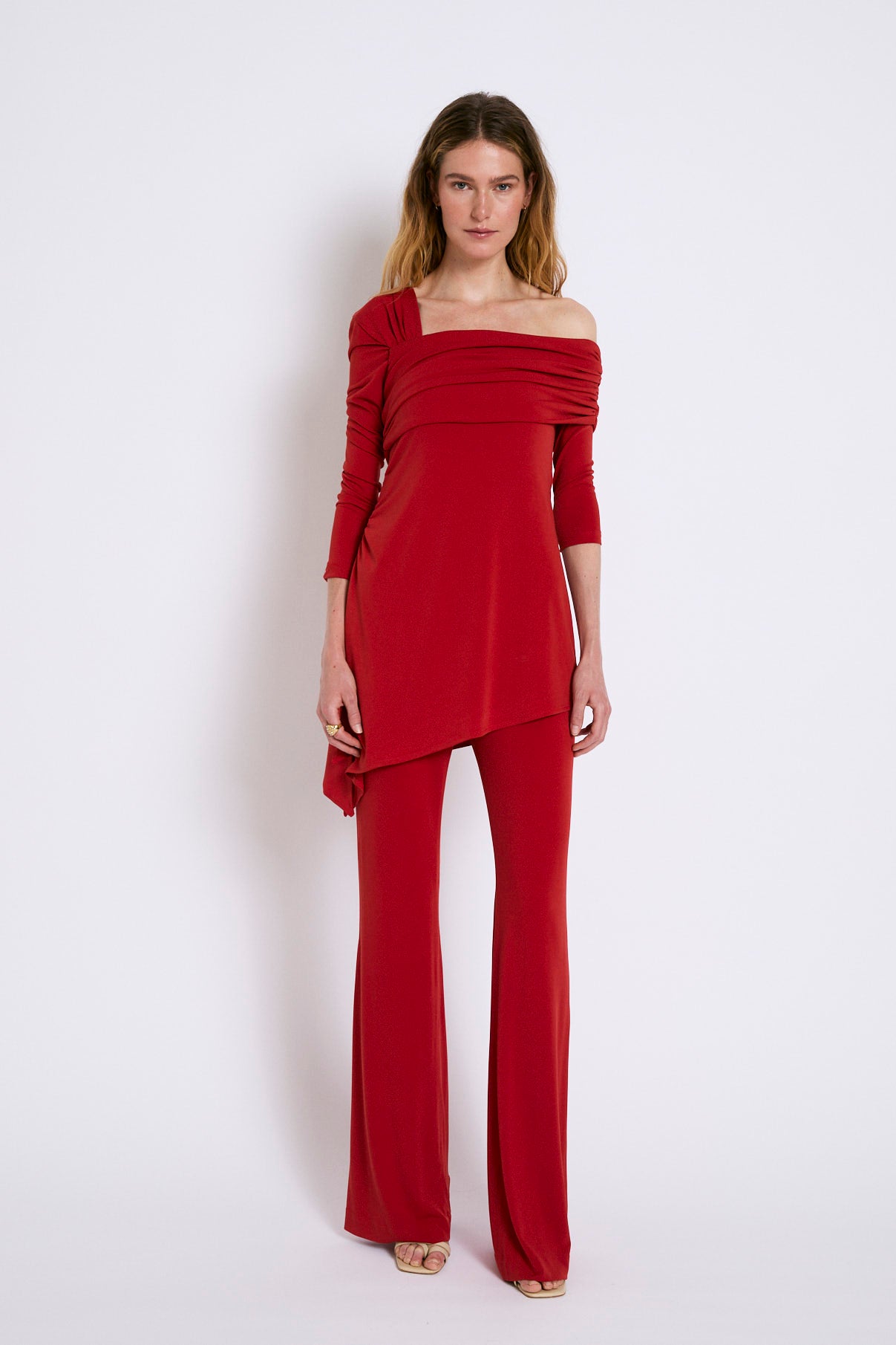 TOTAL LOOK COSIMA PUNTO ROJO