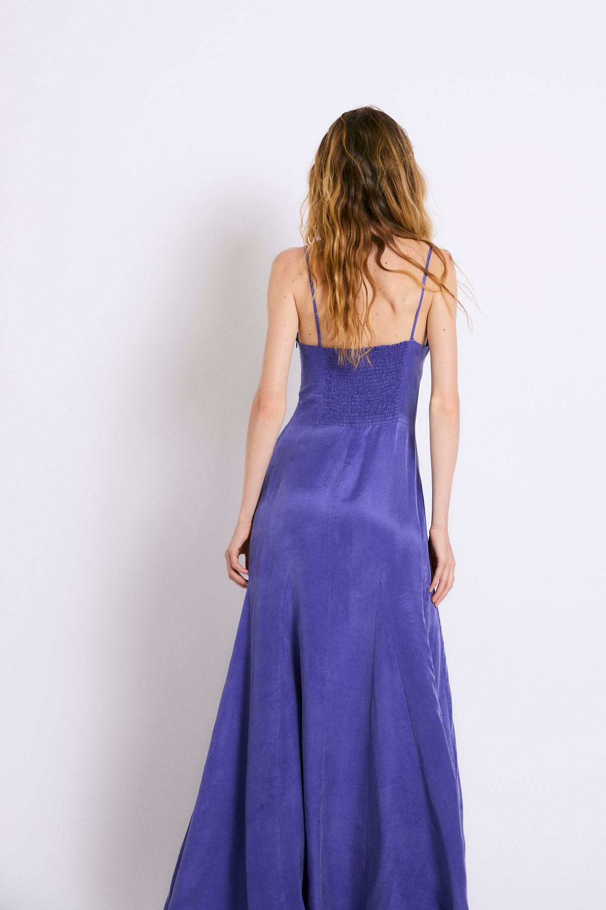 VESTIDO CORINTIA CUPRO MORADO