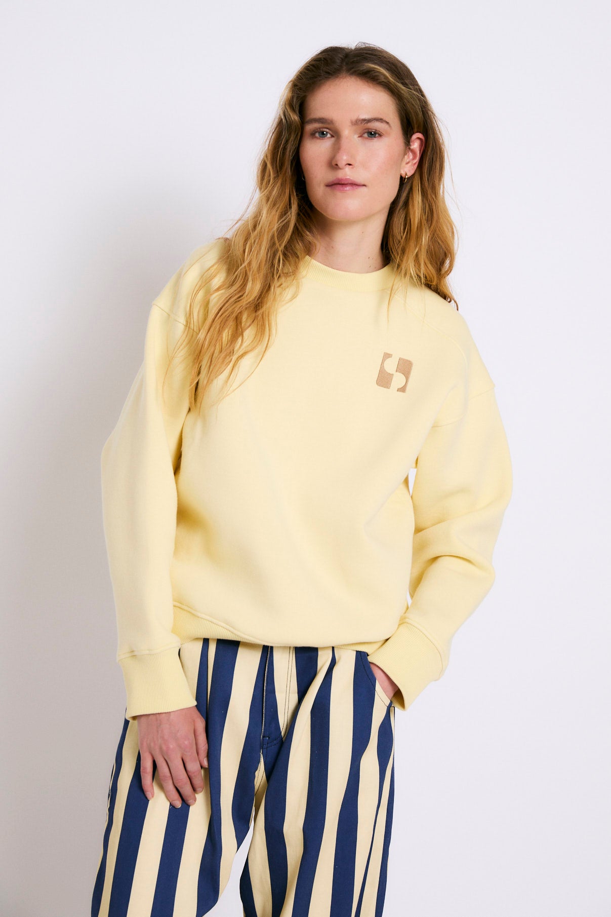 SUDADERA ICON FELPA AMARILLO