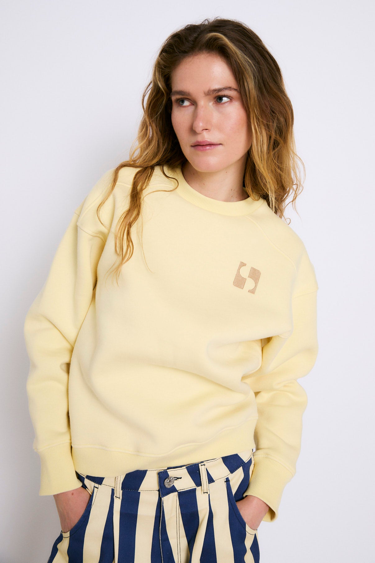 SUDADERA ICON FELPA AMARILLO