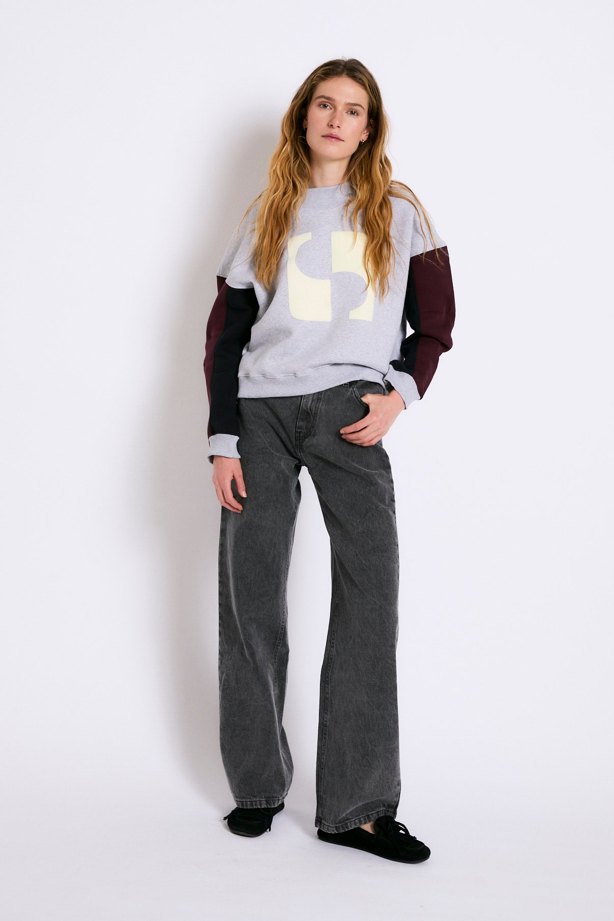 SUDADERA BUDYTRI FELPA GRIS