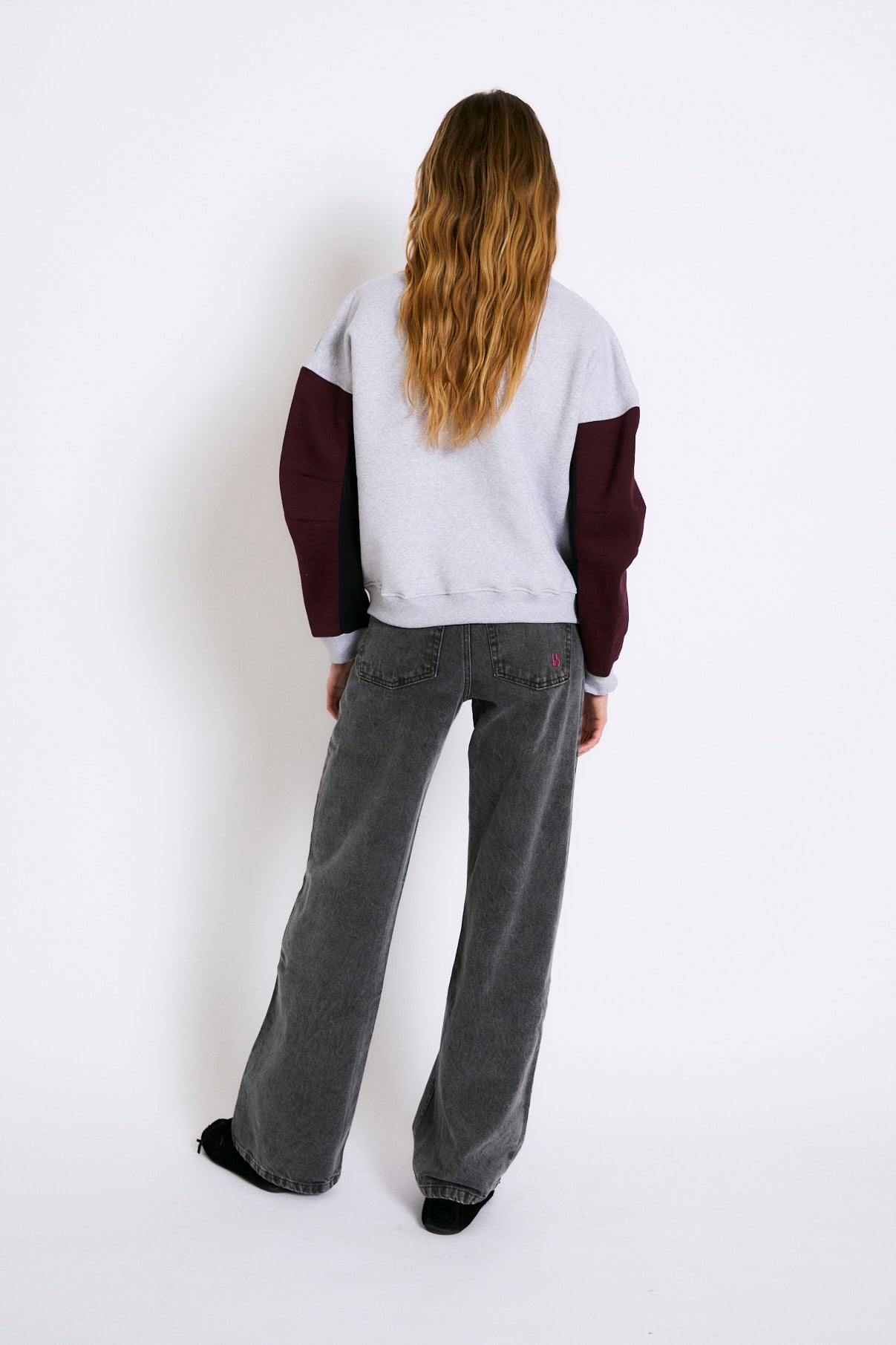 SUDADERA BUDYTRI FELPA GRIS