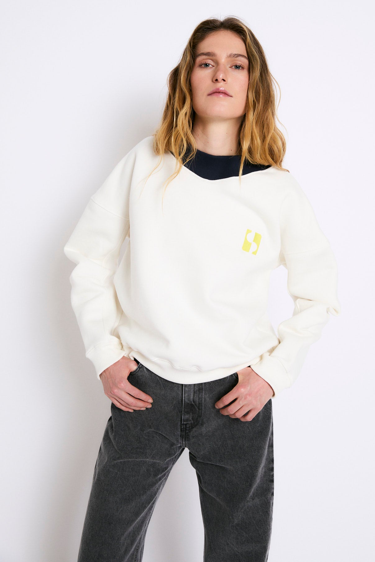 SUDADERA BUDYBI FELPA CRUDO