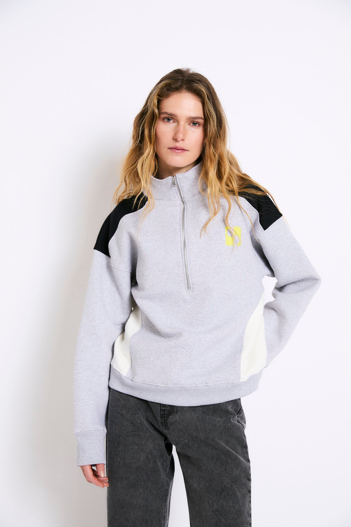 SUDADERA SPORTY FELPA GRIS