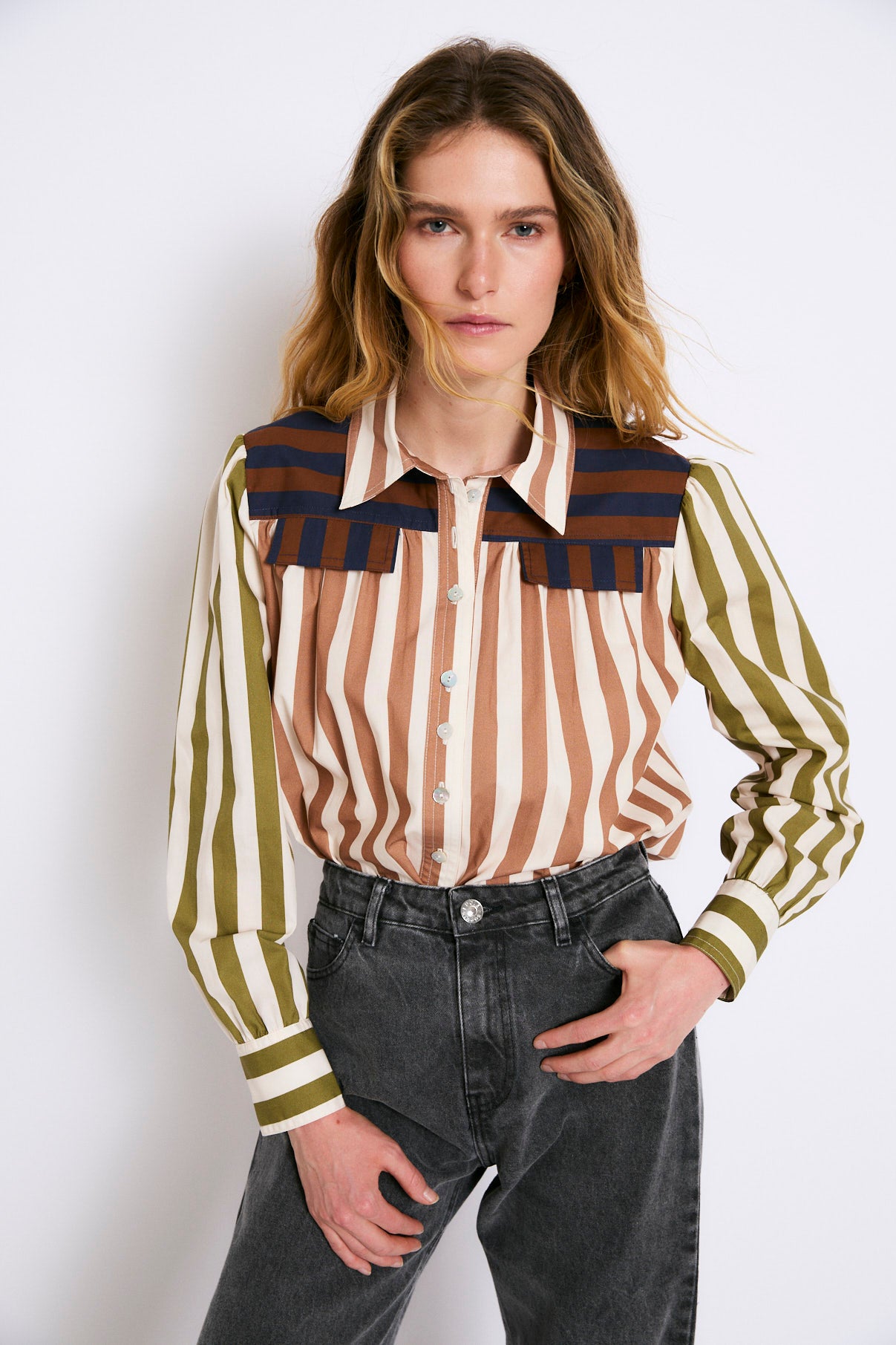 BLUSA CARLOTA RAYAS TRICOLOR