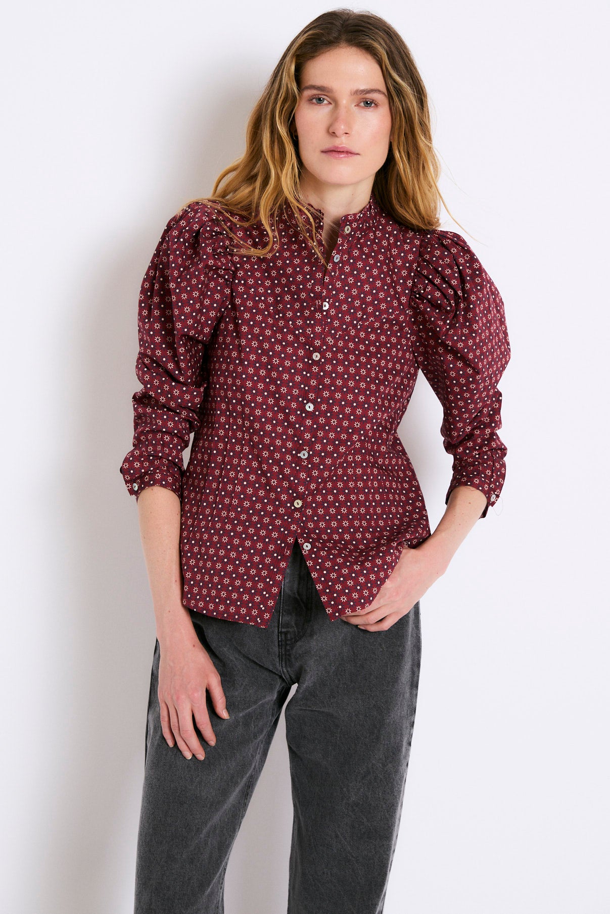 BLUSA KATE CORBATERO BURGUNDY