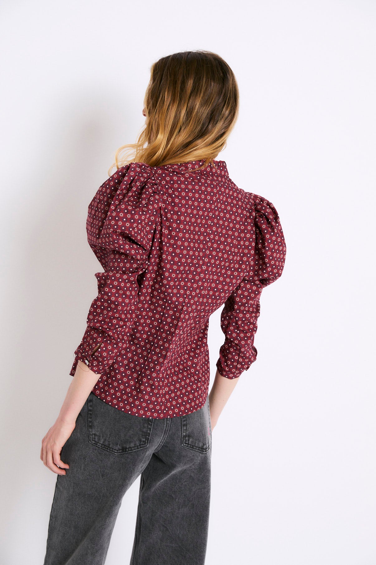 BLUSA KATE CORBATERO BURGUNDY