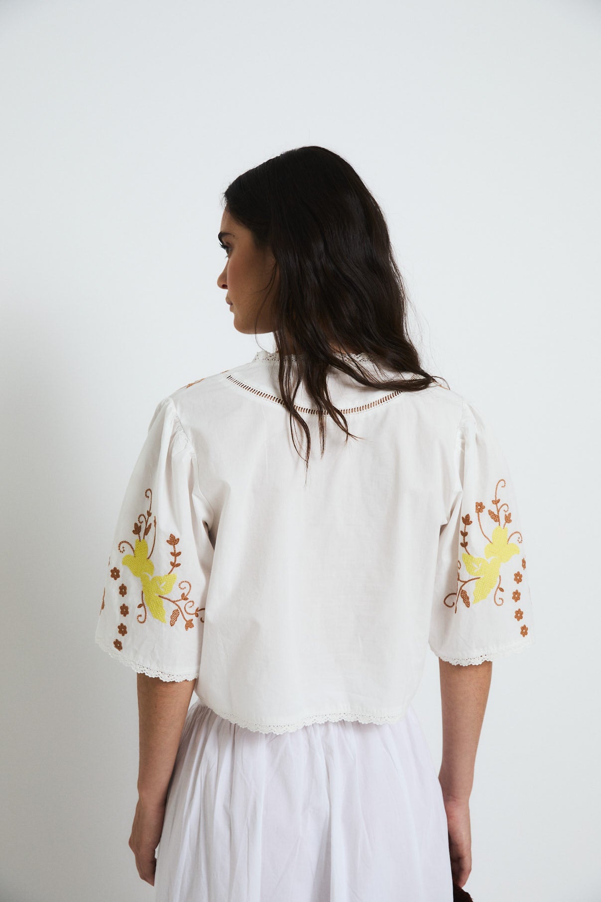 TOP AMAPOLA EMBROIDERY CRUDO