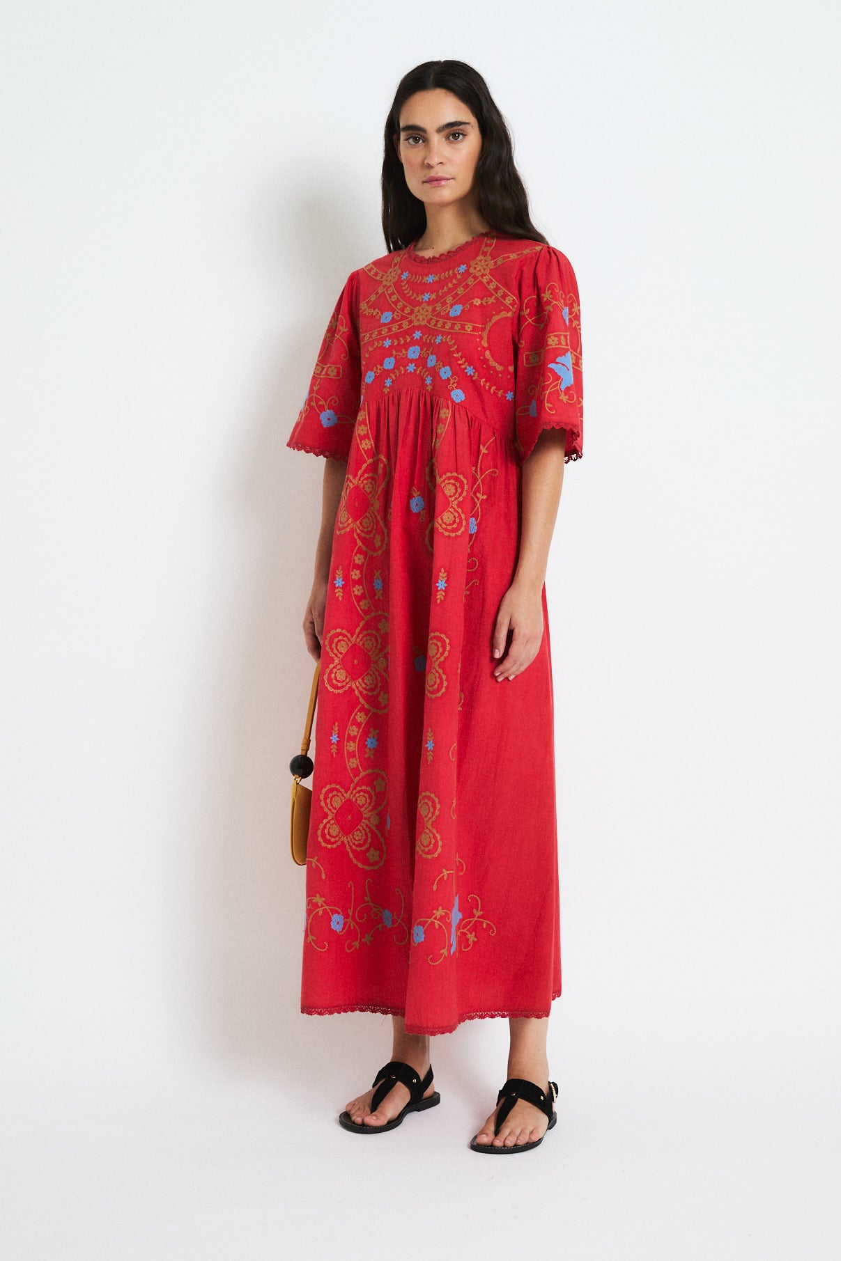 VESTIDO AMAPOLA EMBROIDERY ROJO