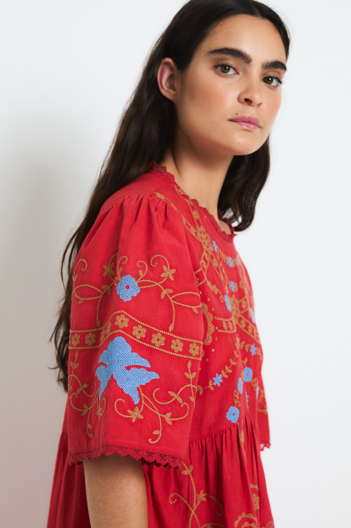 VESTIDO AMAPOLA EMBROIDERY ROJO