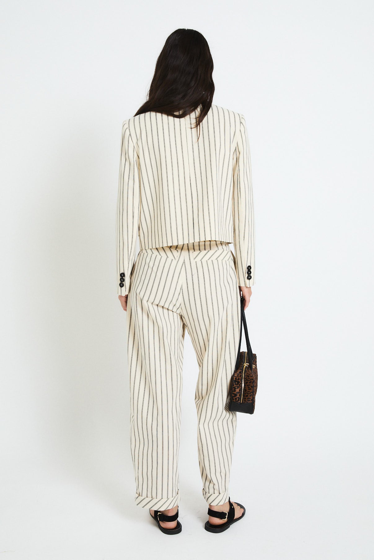 TOTAL LOOK SPENCER RAYA NEGRO