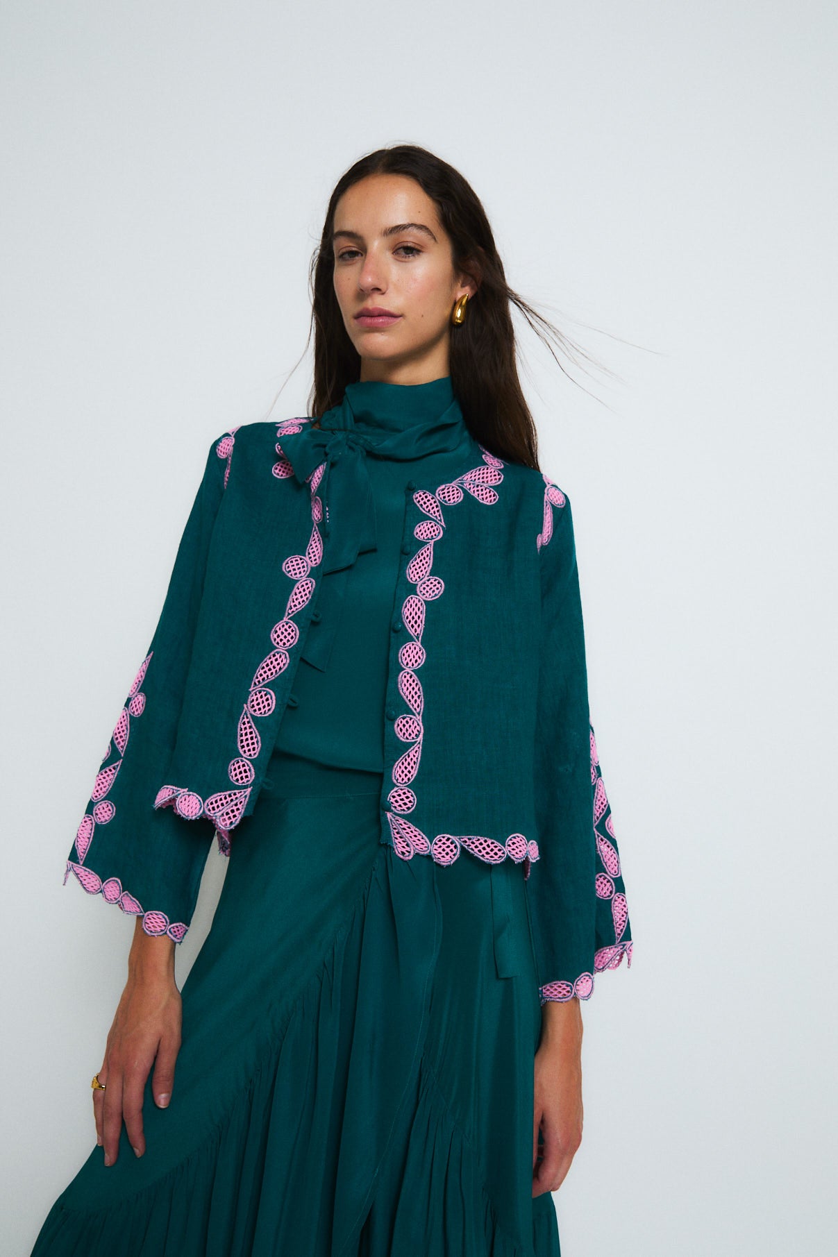 CHAQUETA JACINTO EMBROIDERY COBALTO