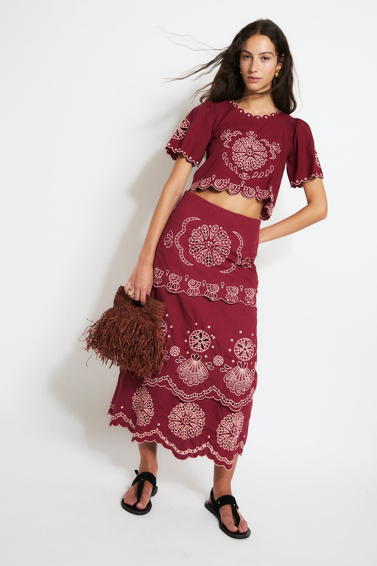 FALDA BOMBAY EMBROIDERY CEREZA
