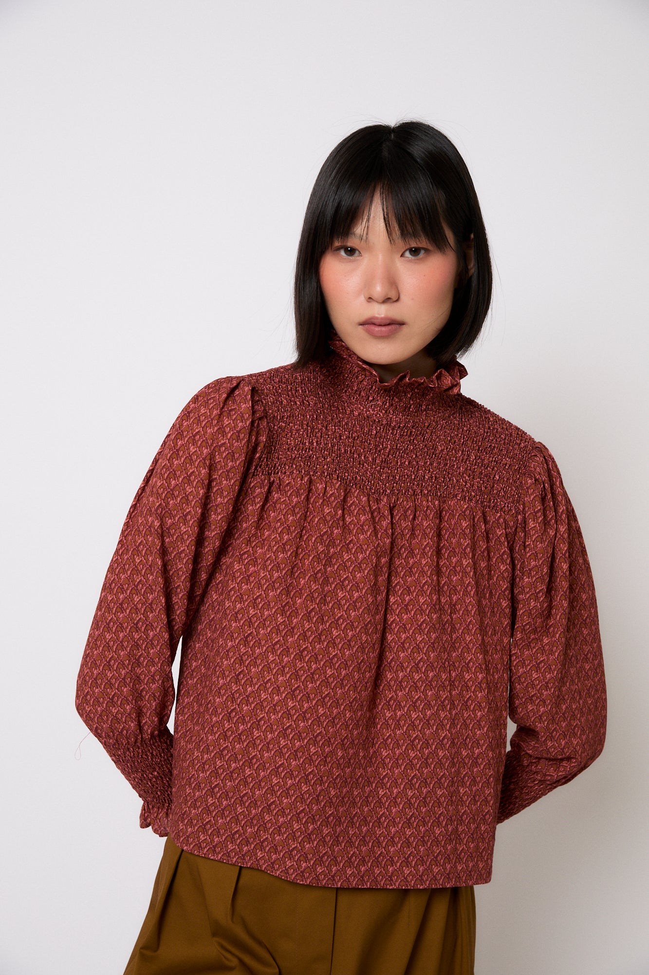 BLUSA NIDO TAPIR OCRE