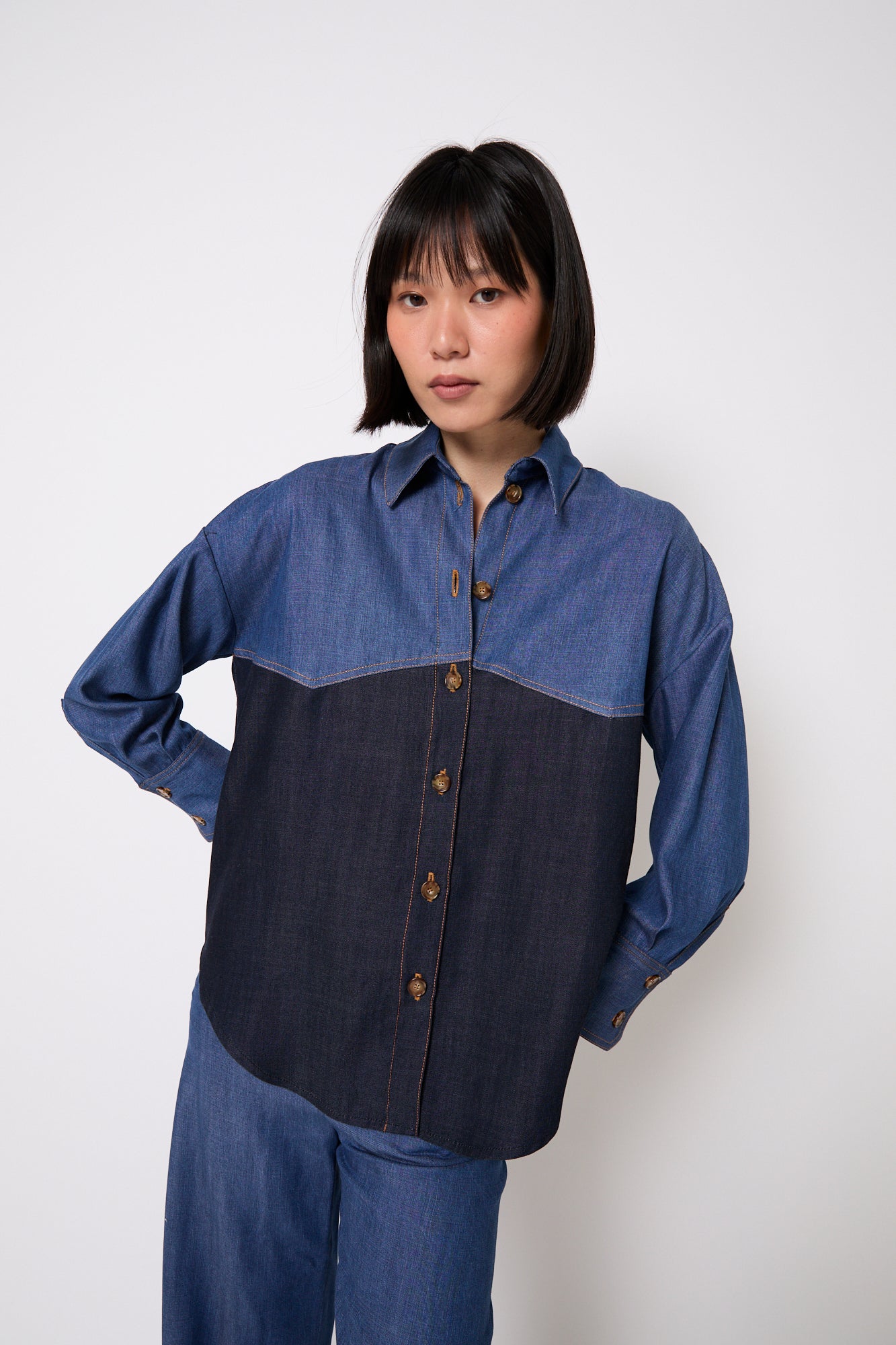 SOBRECAMISA TEJAS TENCEL AZUL