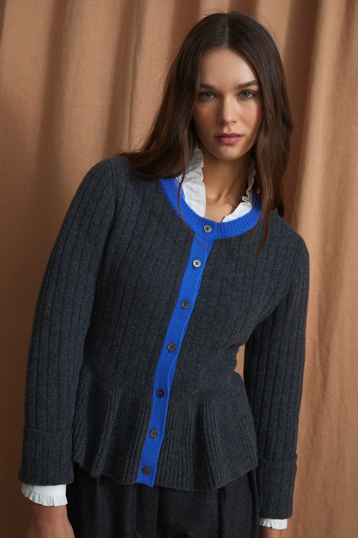 CHAQUETA LEILA PUNTO GRIS