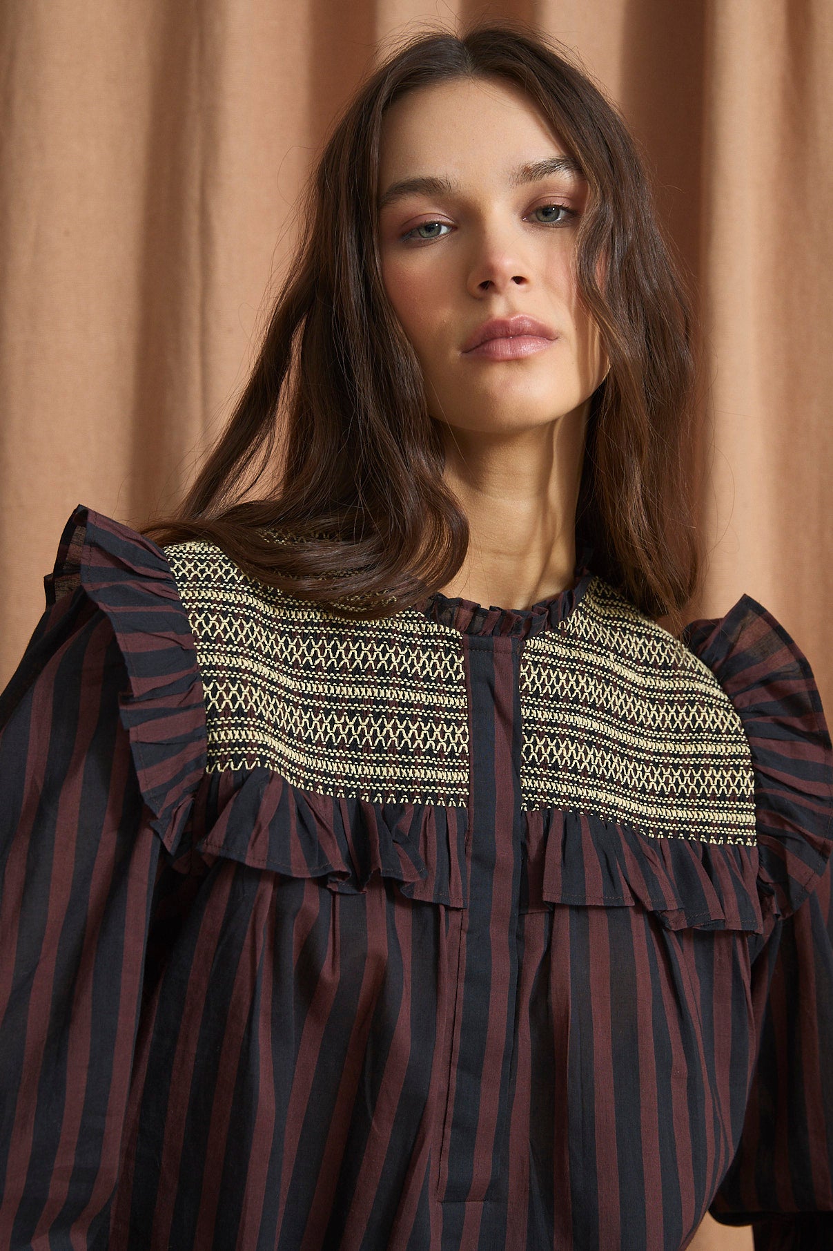 BLUSA CONCHITA LINEAS CHOCOLATE