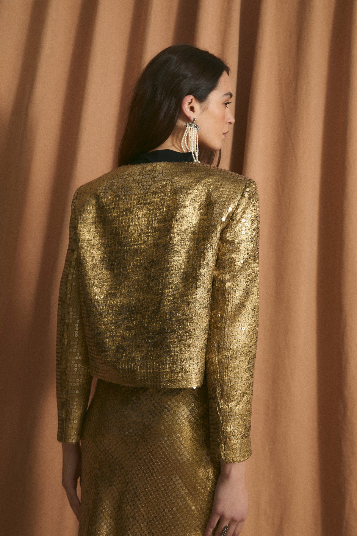 CHAQUETA AINA LENTEJUELA ORO