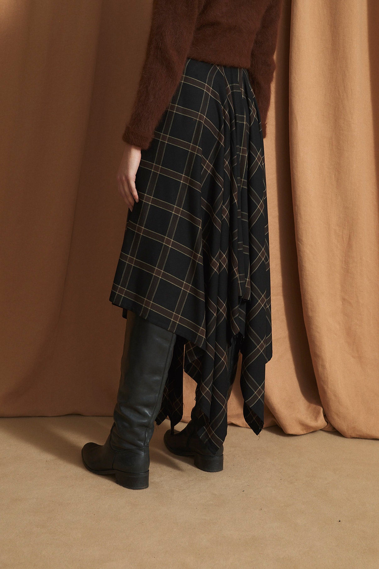 PAÑUELO BERLIN BROWN SKIRT
