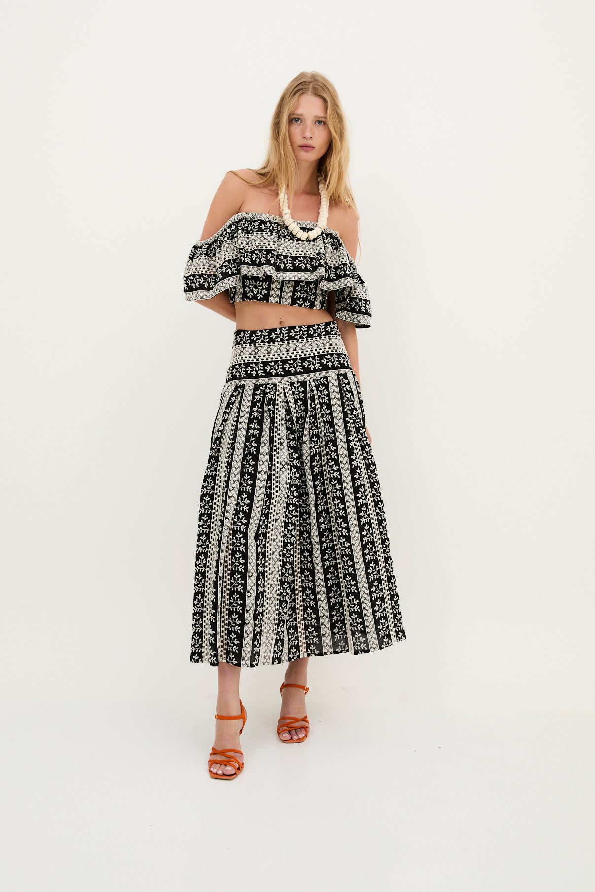 CARMEN CENEFAS BLACK SKIRT