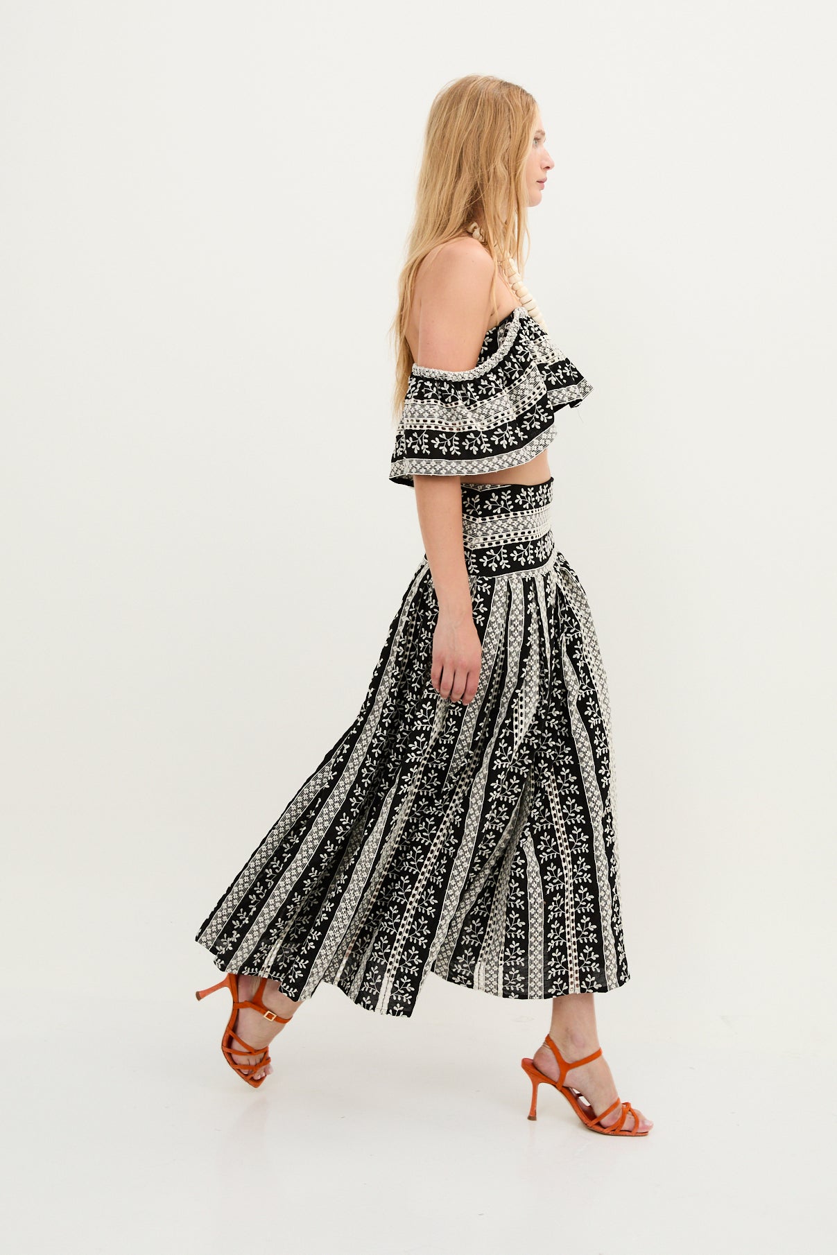 CARMEN CENEFAS BLACK SKIRT