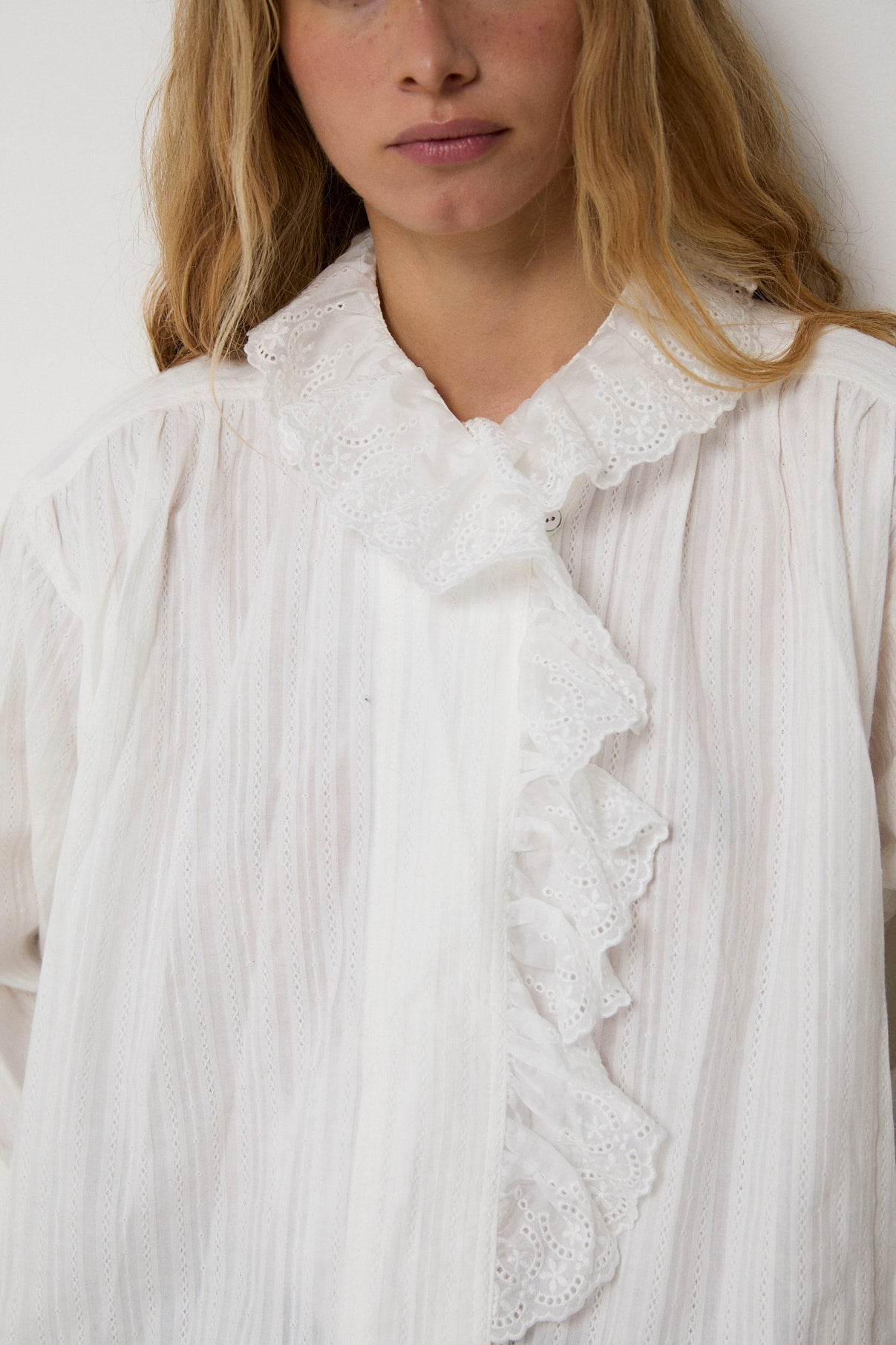 BLUSA MARIBEL TRENCILLA CRUDO